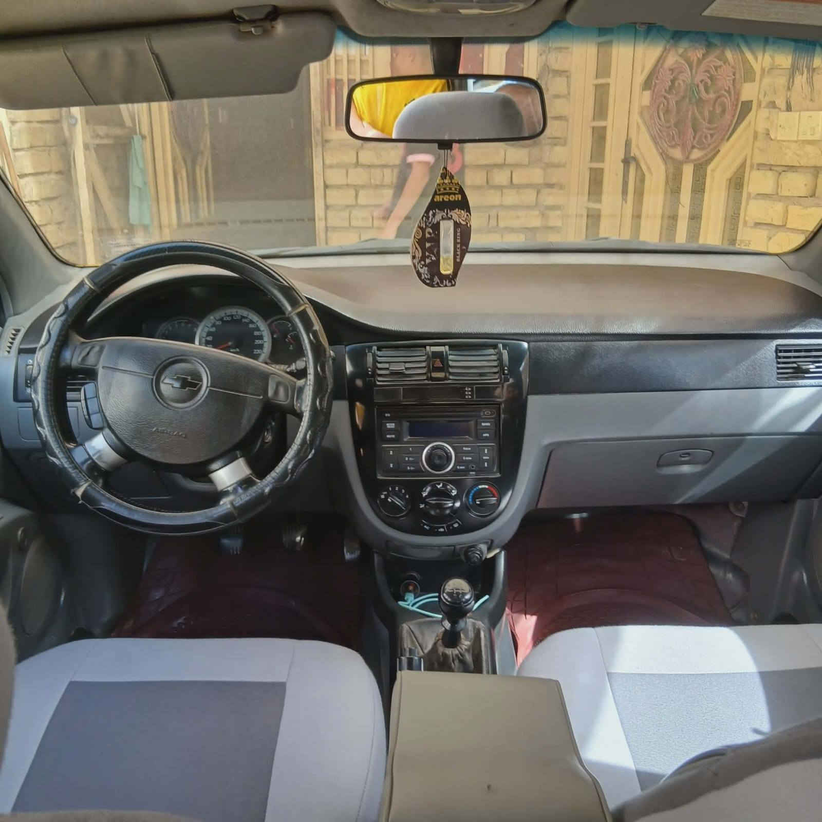 السلام عليكم أوبترا 2012أجره محرك جديد  صدر جديد تخم تاير تدفه تبريد كله شغال رقم انكليزي مصفره هيئة وغرامات مروريه السعر ع خاص مكان السياره بعقوبه  ***********
