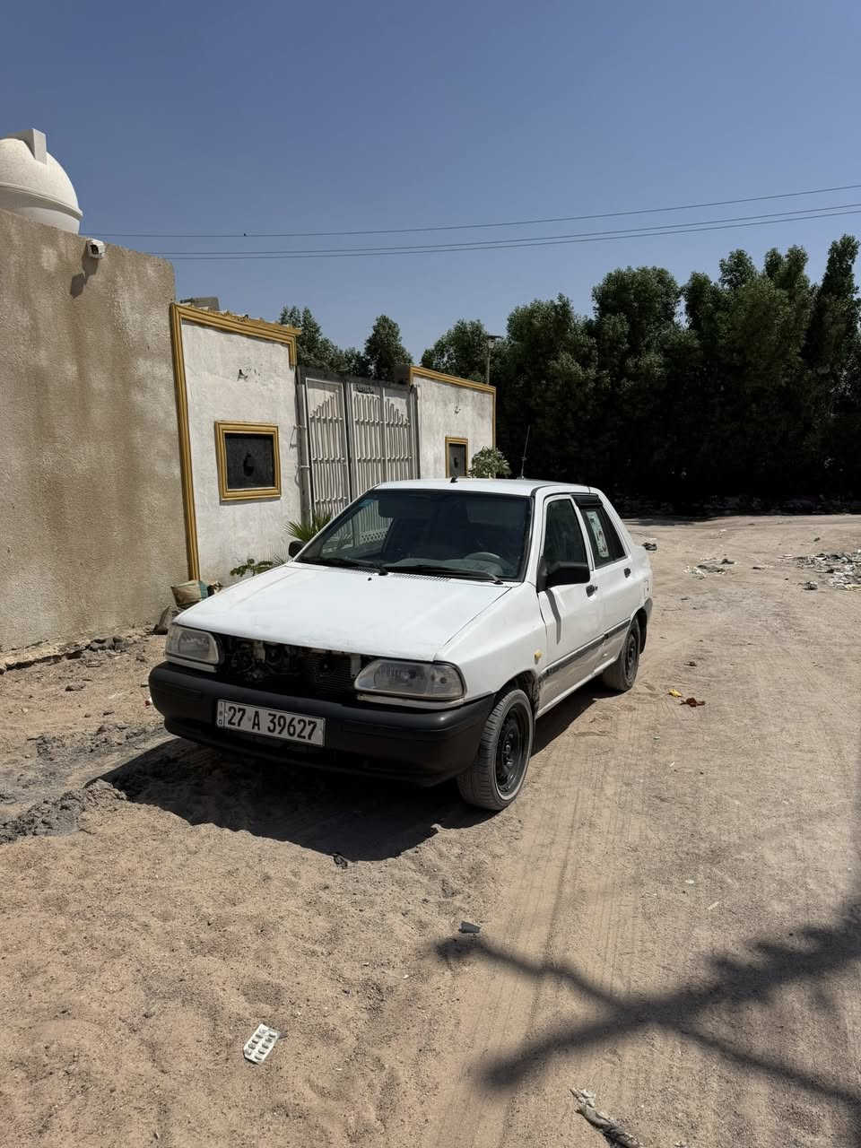 للله سلام عليكم سايبه موديل ٢٠١٥ محرك يبخر تبريد ثلج حداديه فول برانكيتات فول بعدهن بل جيس  كير رابع يفلت طخم توتير جديدمنضومه  زنون عالي وناصي أساير كله شغاله جام يصعد وينزل بسمي سعر ٣٤ وبيه مجال بصيط عنواني بصره زبير ***********
