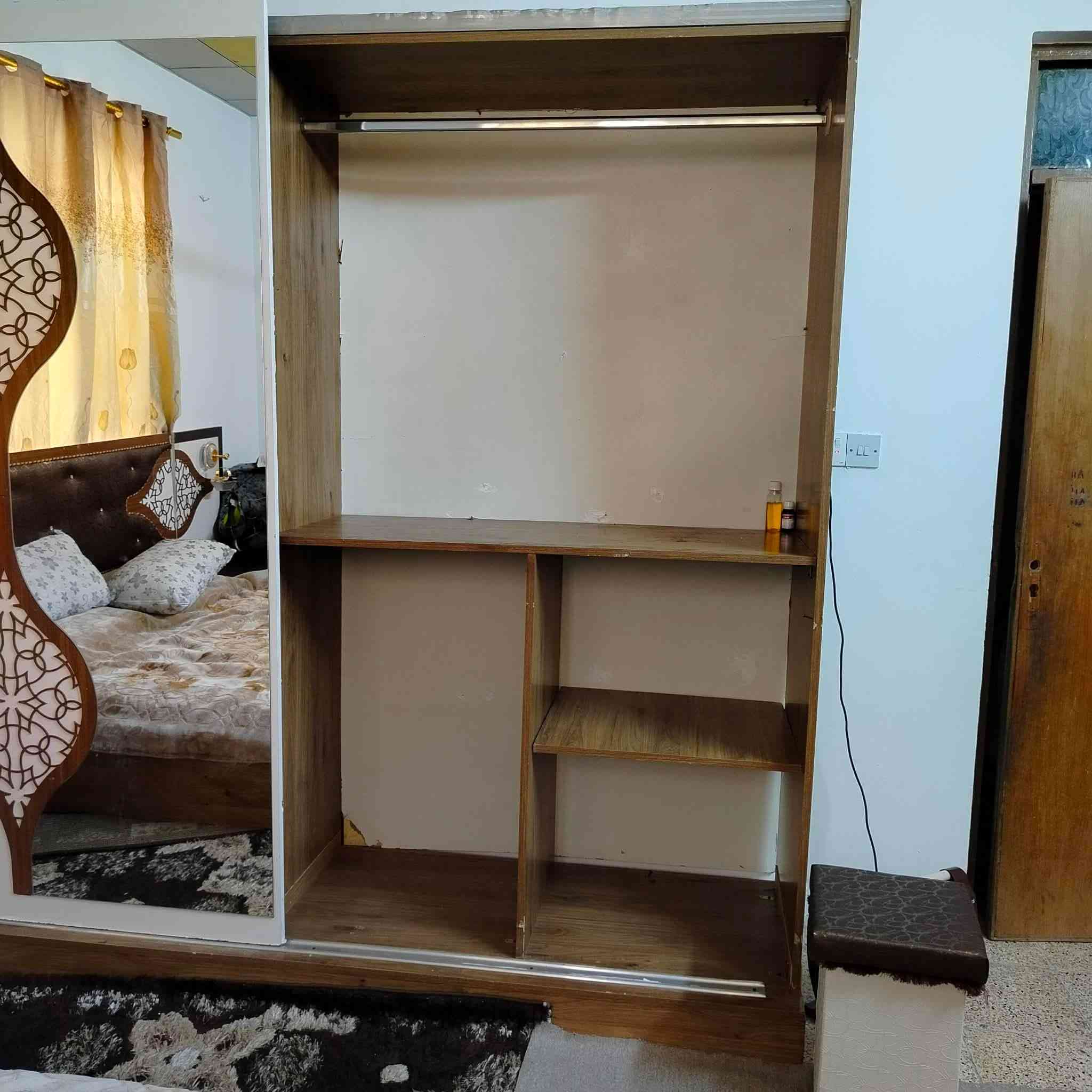 غرفة نوم تركي 5قطع
السعر 300الف وبيها مجال
موصل حي الصديق


**إذا كنت صاحب هذا الإعلان وتريد حذفه لأي سبب، رجاءا أرسل رسالة إلى الدعم الفني**