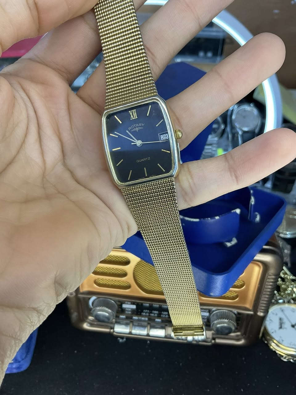 روتري سويسري بطاريه مع العلبه الاصليه قطر 26x29 السعر 100$ قفل شامل التوصيل


**إذا كنت صاحب هذا الإعلان وتريد حذفه لأي سبب، رجاءا أرسل رسالة إلى الدعم الفني**