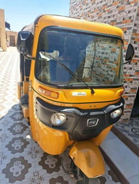 تكتك للبيع موديل 21 شراي تصل علئ هذه رقم 07861255764