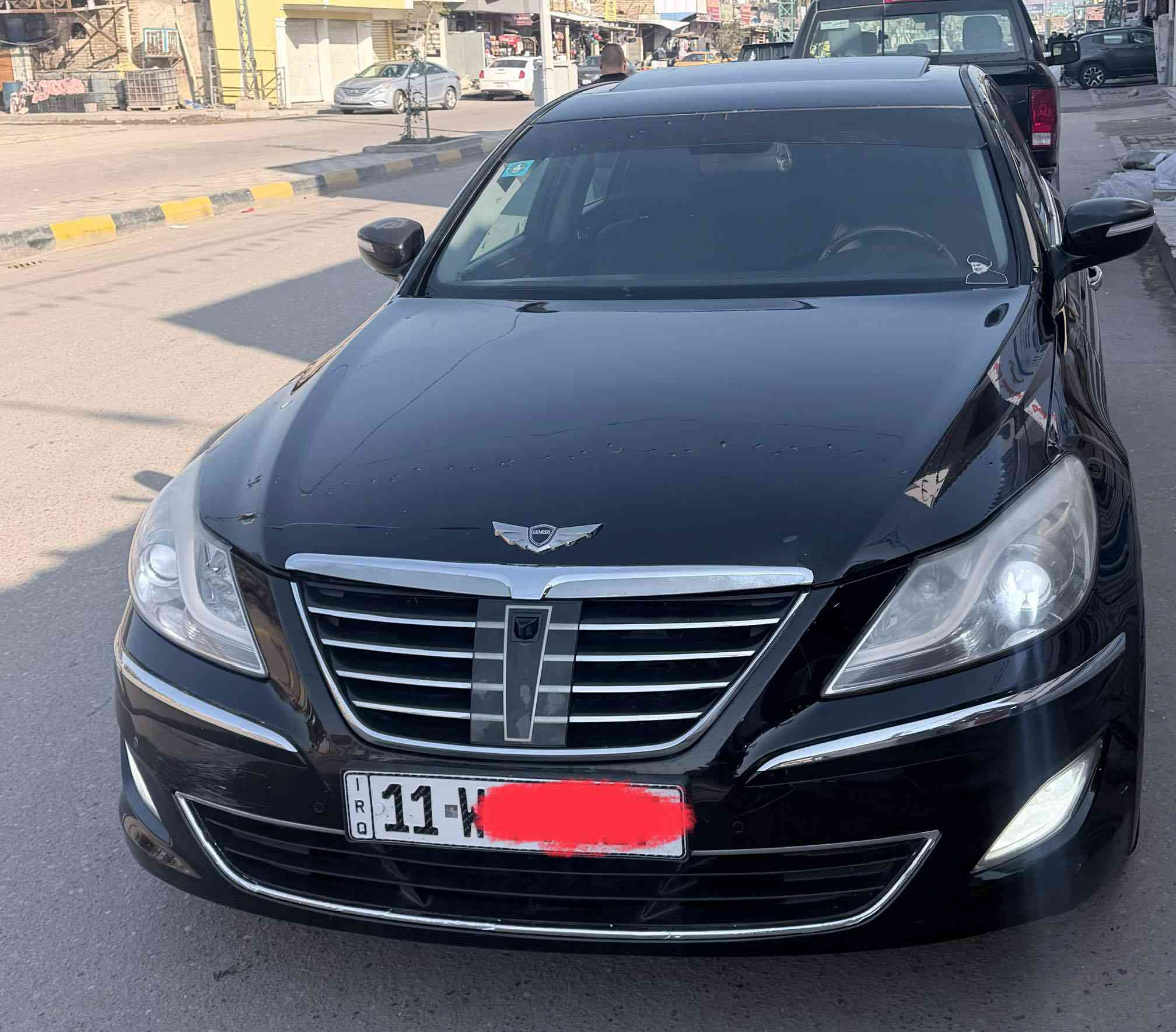 سلام عليكم 
جنسز موديل 2014 رقم بغداد بأسمي ماشيه ١٧٥ ألف  محرك ٣٨٠٠ سياره بيها بارد قليل جداً  بين باب السايق وجاملغ الامامي وبنيد مفتوح لأجل تطبيك  بدون حادث فقط كير محرك كفاله تخم تأير سياره كلها شغاله ما بيها أي خلل فول مواصفات فتحه كشنات تدفئه تبريد تحكم امامي خلفي تبريد 3 قطع نظام ترحيب منظومه زنون بيع فقط 

مكانه ميسان المركز رقم ***********
