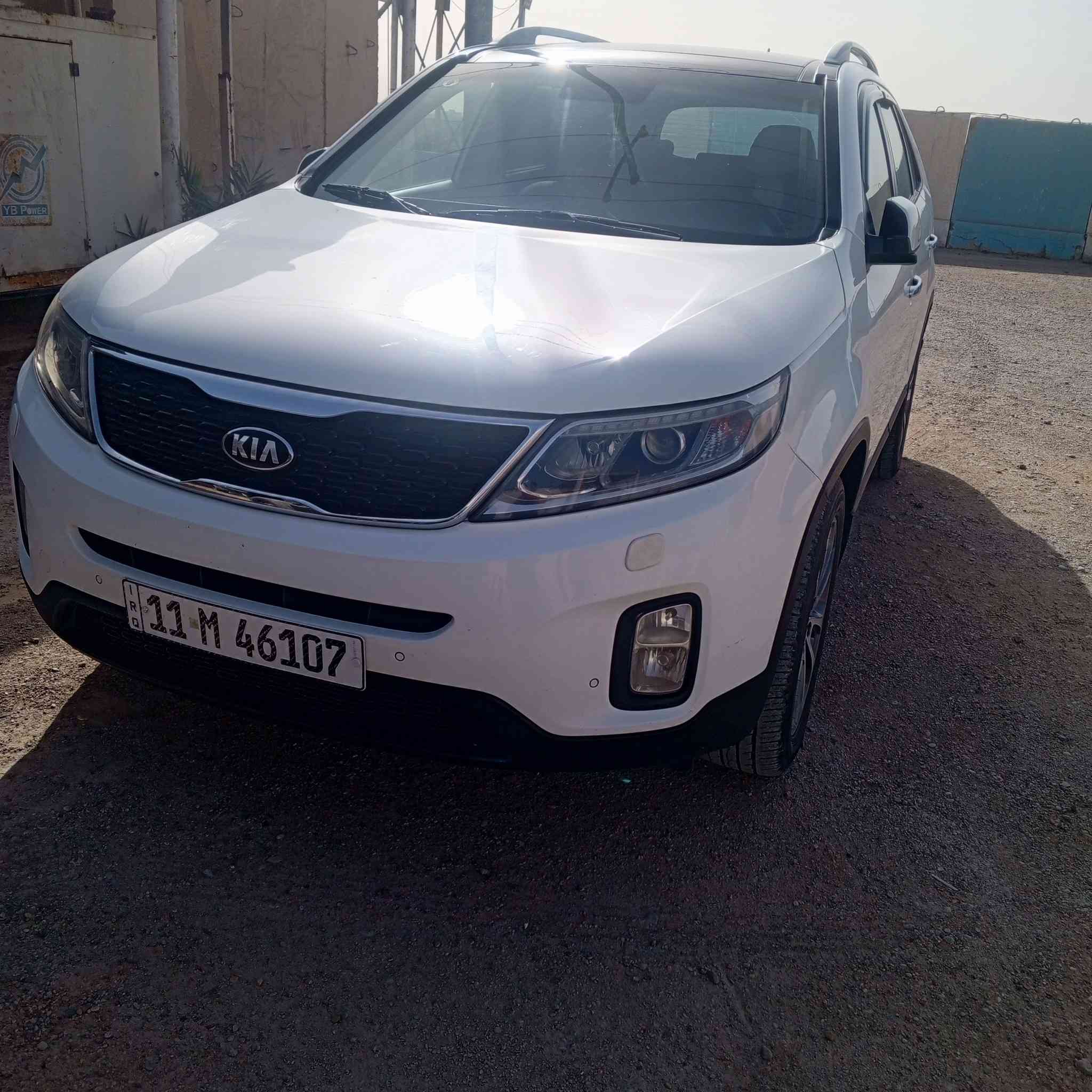 السلام عليكم كيا سورنتو 2015 كويتي فول مواصفات رقم بغداد 
ستة سلندر 
سبعة راكب 
كير محرك مكفول 
بصمة ابواب وجنطة
كشنات كهرباء 
تبريد بيانو ( تبريد فول 3 قطع)   
فول تحكم ستيرن
 ترحيب عن قرب بالابواب
سايد بريك بالرجل 
كاميرا حساسات 
لد امامي خلفي
يدات نيكل
مري شفط 
أرضية مغلفة جلد 
5 ويل كب
ويل كروم حجم 19
سيارة جديدة 
 قطعه وحده  صبغ فقط 
بدون دواخل 
السعر 180

الاتصال على الرقم 
***********
العنوان الانبار الرمادي
