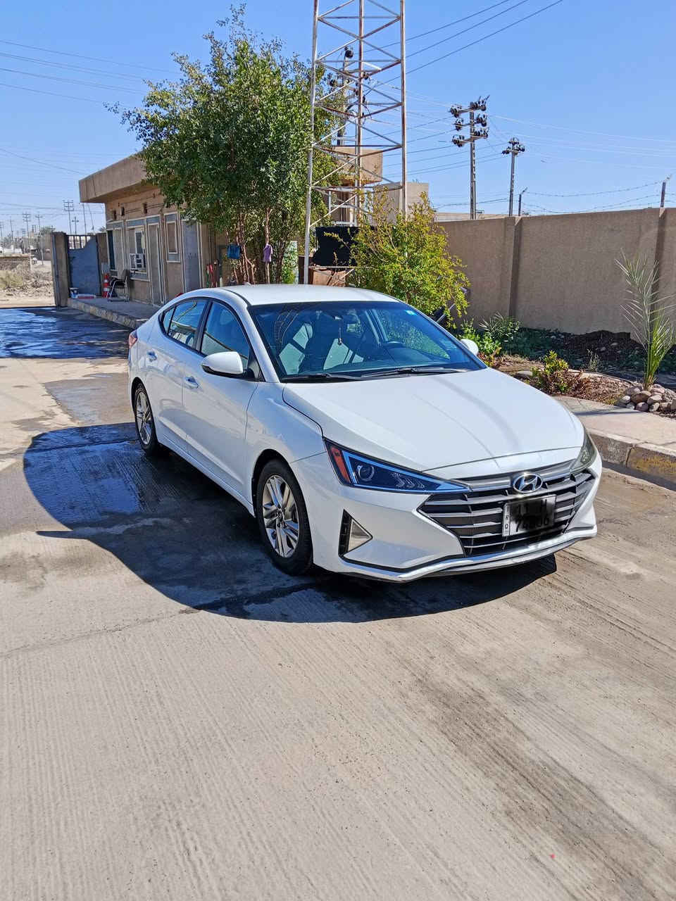 السلام عليكم
النترا 
وارد امريكي 
موديل  2019
رقم بغداد نكليزي
محرك 2000 دوش محرك وكير كفاله
ضرر  بنيد وجاملغ + جنطه وجاملغ
 رش صبغ بدون دواخل
شرط التحول
السعر 127 بيها مجال 
رقم / ،***********
