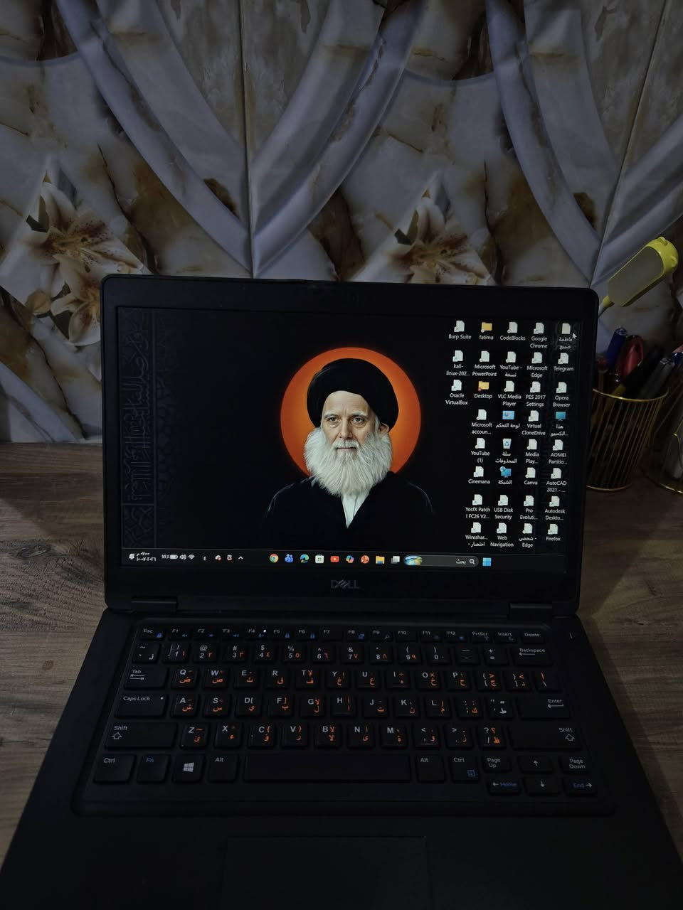 السلام عليكم
Dell Latitude 5490
معالج core i5 gen8 
الذاكرة 256ssd كيكا
رام 8 كيكا
حجم الشاشه 14 انش 
السعر 225 وبيها مجال 
مكاني بغداد الكاظمية جكوك ماعندي توصيل 
*********** متواجد واتساب
