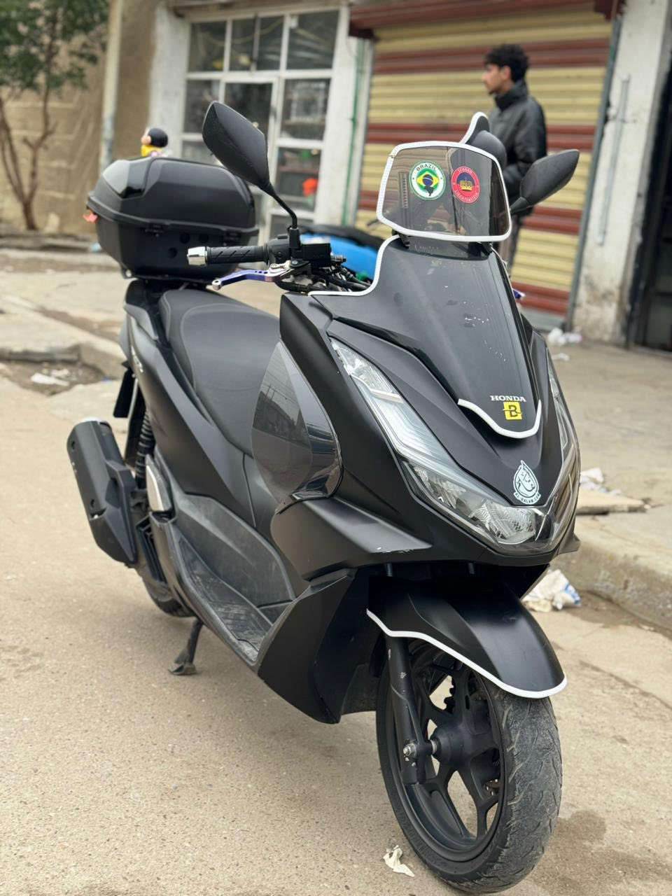 سلام عليكم PCX كفاله عامه جيل 4     وراد كوري قبل شهر نازله  للبيع سعر 18 ورقه وبيهه مجال وترهم مراوس تيماكس وفرق موجود عادي وسلفر  ونج  للتواصل *********** بي وتساب
