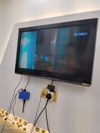 ورحمه الله وبركاته  نوفر لكم تلفزيون من شركة Panasonic  الحجم 32 بوصة ...