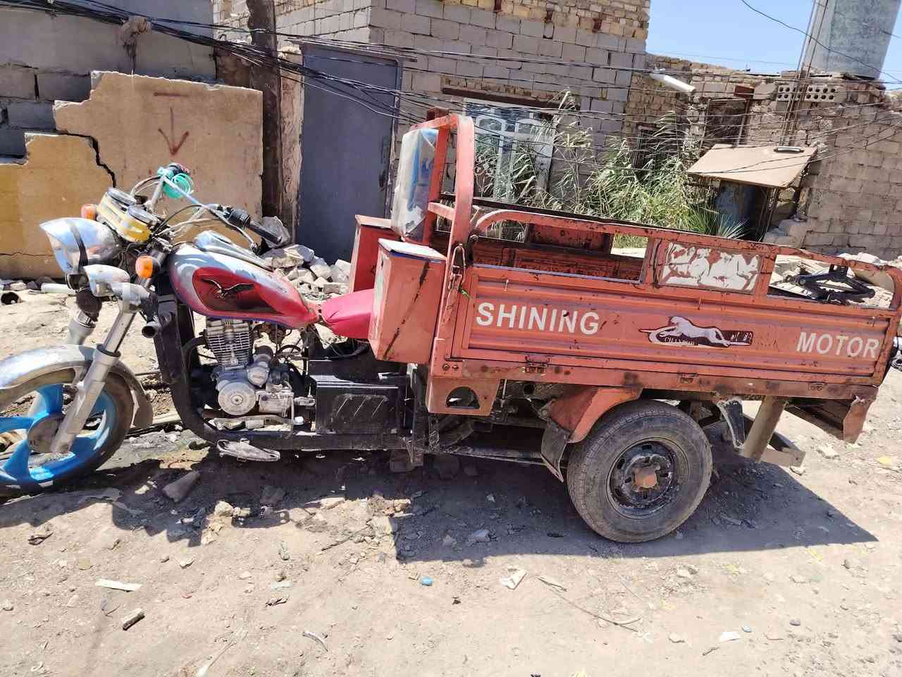 سلام عليكم من رخصت مدير كروب ستوت مديل 18 بيه محرك 25جديد عنوان حله الثورة ***********
