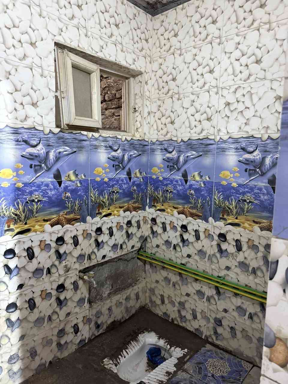 بيت للبيت 182متر غرفتين وصاله ومطبخ واستقبال وصحيات وحديقه حي الرحمة القطاع الثاني مقابل مكتب سلام المختار بالفرع السعر 68 مليون مع المجال 
مكتب حازم البديري 
***********
