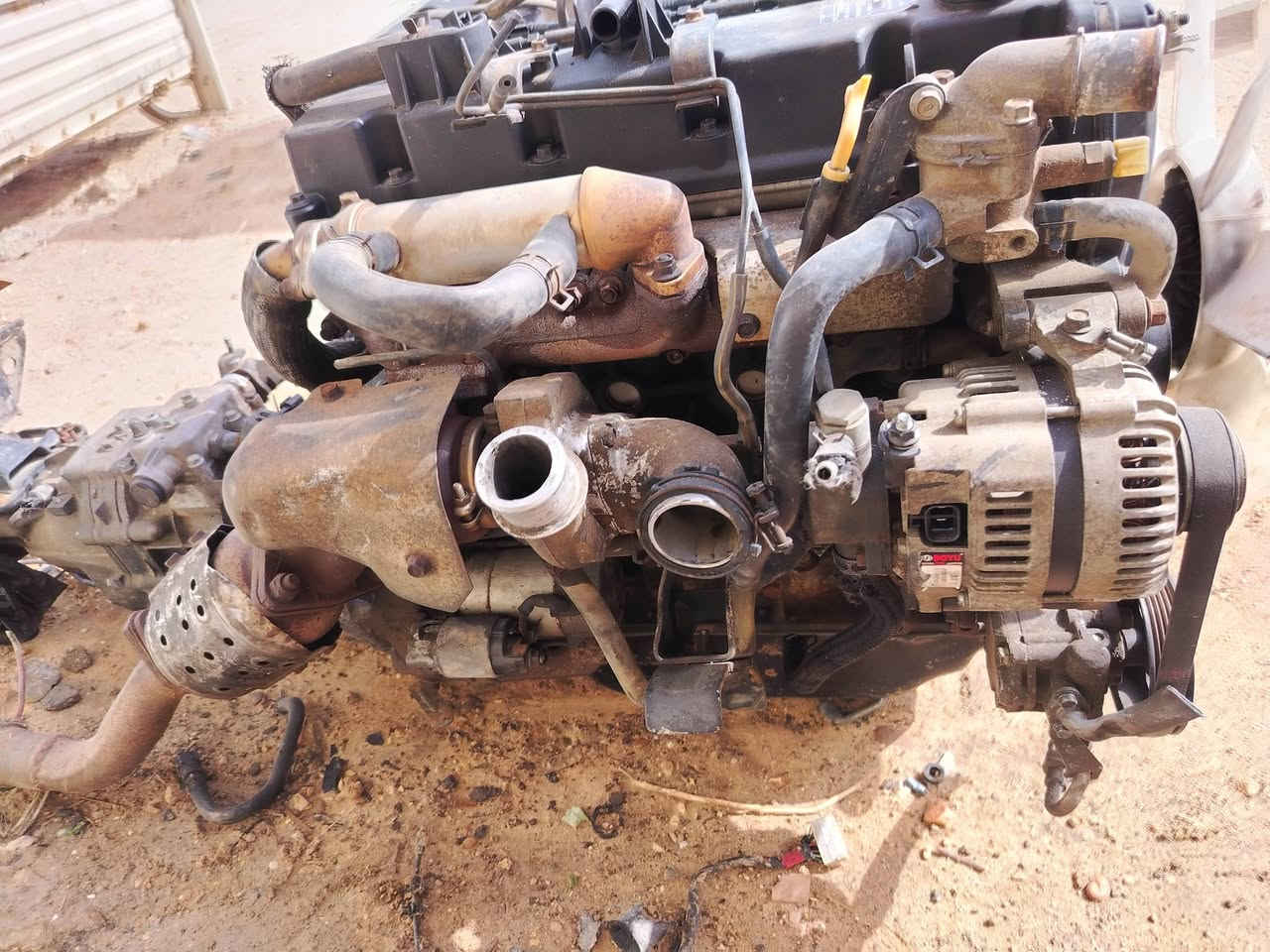 سلام وعليكم مكينة وكير 3000 مسكر كمله هيه وتفرعته وقله وضفيراته رقم *********** سعر 17 ابيه مجال
