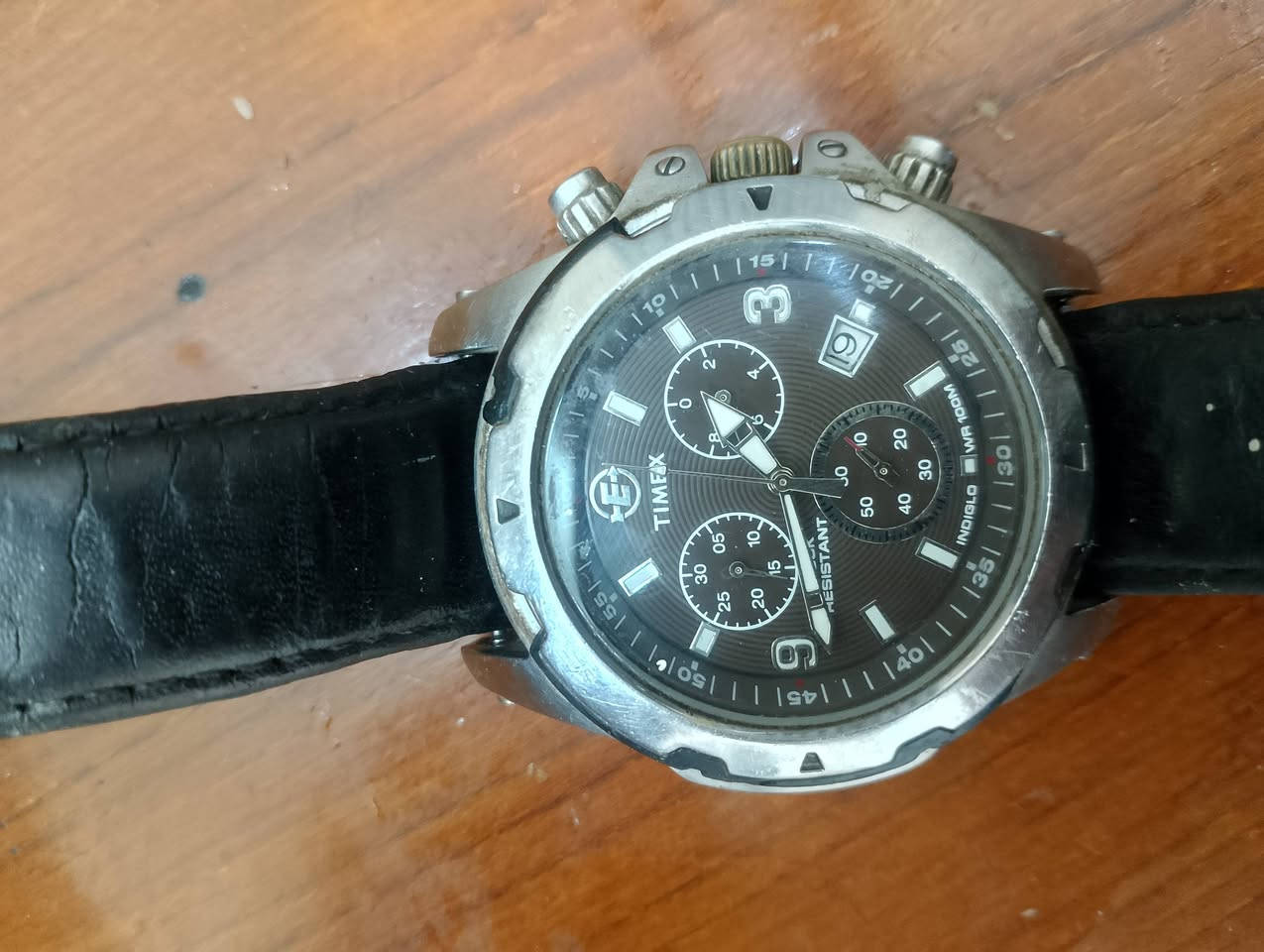 غراض للبيع شارع فلسطين قرب مستشفى الكندي ***********
