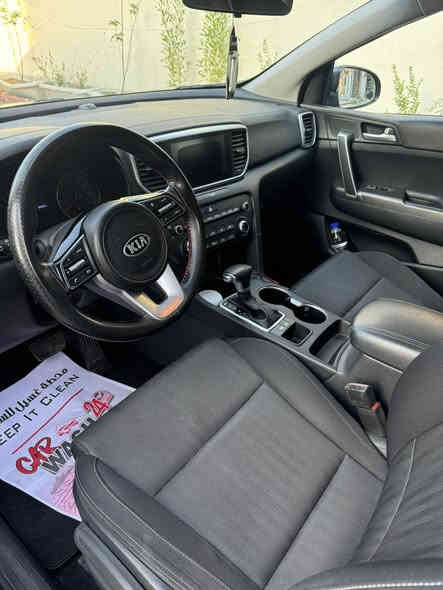 سبورتج موديل٢٠٢٠
سبورتج موديل ٢٠٢٠  موصفات شاشه رادار تصادم  رادار مسار كامره حادثه موضح بل صوره السياره مكان  بغداد الكراده السعر ١٧٠ ورقه للستفسار ***********
