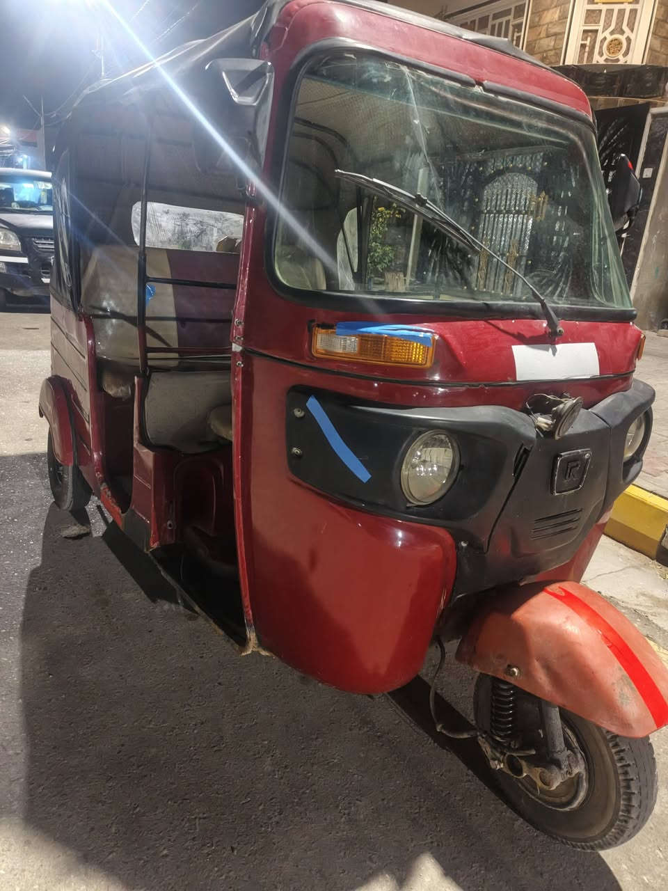 سلام وعليكم ابيع كوم حديد تكتك 18 اوراق ضايعه  اتعهد قانون وعشائر
السعر2مليون وبيها مجال حك الجيه  
***********
