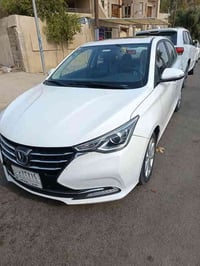 شانجان السفن موديل 2023 بأسمي كابون بانزين محرك شرط بعدها بضمان الشركه...