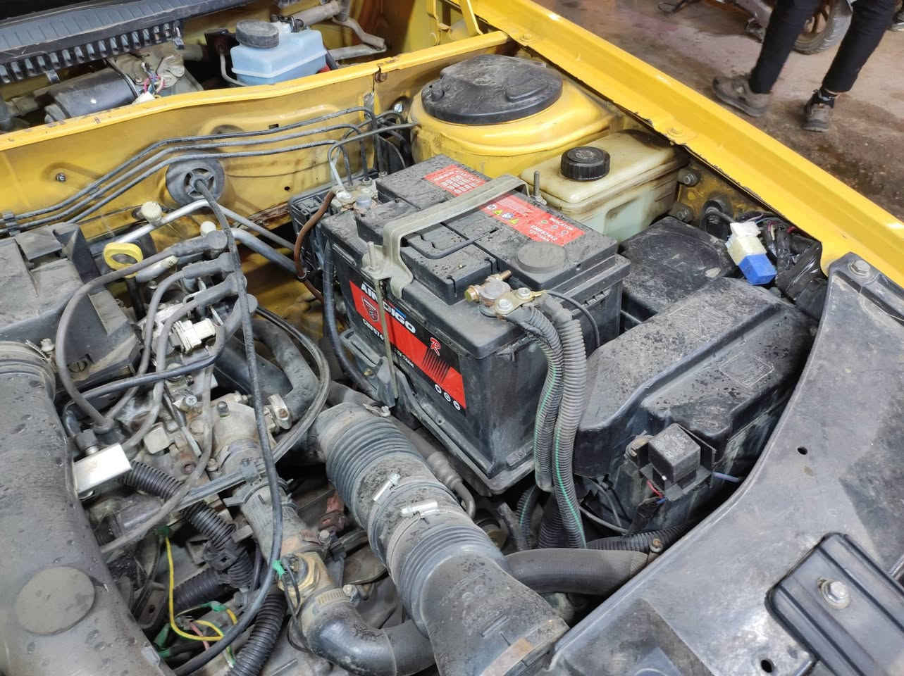 السلام عليكم جميعا للبيع للبيع فقط اخوان
سمند موديل 17 سيارة مكفولة من كل نواحي مكينة لاتنقيص ولاتبخير كير مكفول صدر جديد كلج جديد كهربائيات كلها شغالة تبريد شغال لا ظربة ولاصبغ صفاح حلوة كلش رقم  واسط انكليزي جديد مصفرة هيئة وغرامات بسمي سيارة تحويل مباشر اي مكان تريد 

مدوشمة كشنات وارضيات حوضية وسفاري وبطاين ابواب دركة محورة هورن 

تخم نوزل جديد تخم بلكات جديد عبوة فيت بم جديدة سيارة جاهزة من كل نواحي كبل للشارع متصرف عليها ابد 

السعر 55وبيها مجال بسيط جدا الشراي يتصل ***********مكاني بغداد الجديدة سيارة مااشتغل بيها تكسي اروح وارجع بيها فقط (بيها هورنات بوش تريدهن وية سيارة ابيعهن أو تريد اشيلهن)
