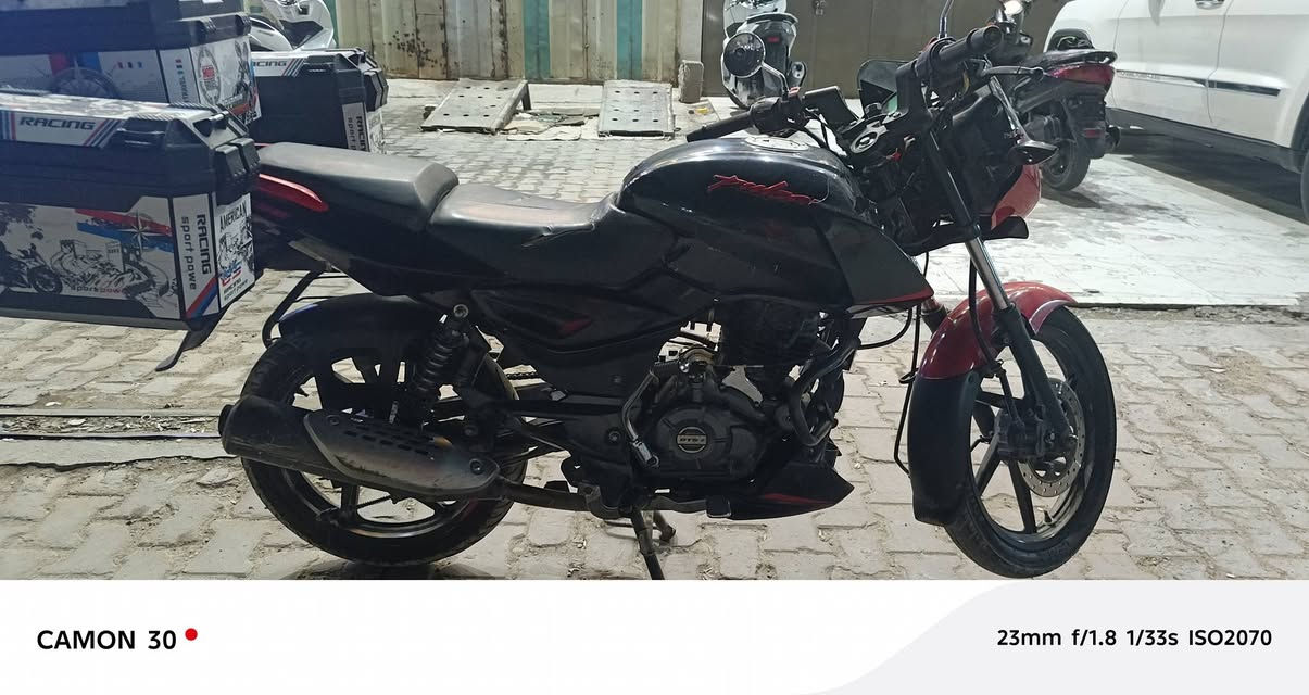 سلام عليكم بولسر موديل ٢١
السعر ٩٠٠
مدينة الصدر 
‏‪***********‬‏
