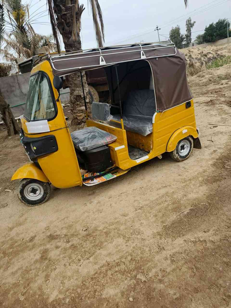 تكتك للبيع 20 رقم بصره مداور ثاني يوم السعر 5700 وبيه مجال الشراي تصال ***********
