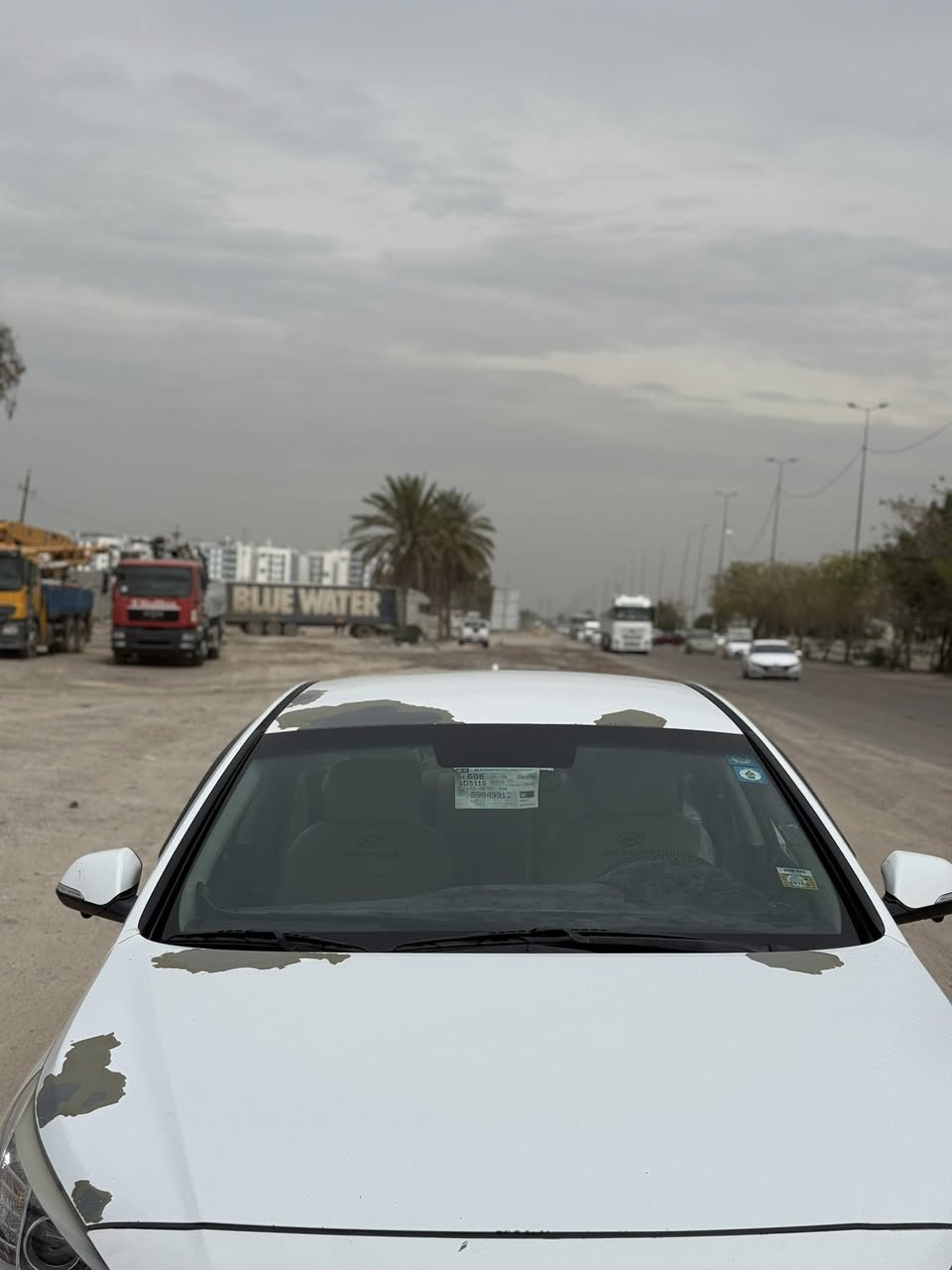 سوناتا موديل 2016
وارد امريكي حادث الداير مال جاملغ الخلفي 
صور الحادث بلمنشور السياره واكع الصبغ مال بنيد شويه والقماره شويه 
بيهه صبغ جاملغ خلفي فقط مال حادث والباقي مكفول بدون دواخل وشواصي وايرباكات كله سليم مكينه 4 سلندر وماشيه 120 mi
رقم بغداد الجديد هزه جديده وبأسمي 
السعر 11,000 
للأستفسار ***********
مكان بغداد الكرخ
