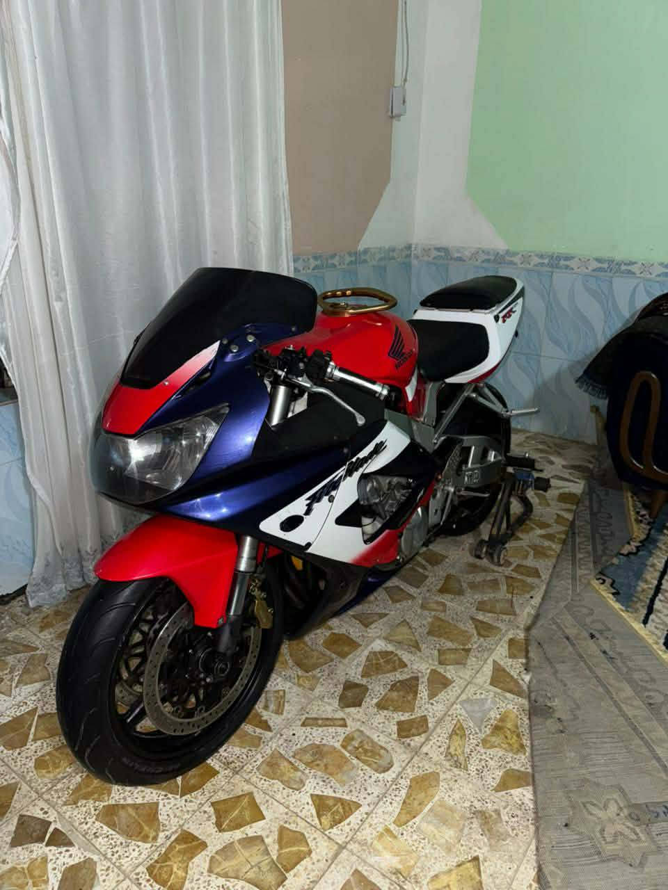 للبيعHONDA 929 استفسار اتصل ع هذه رقم ***********
