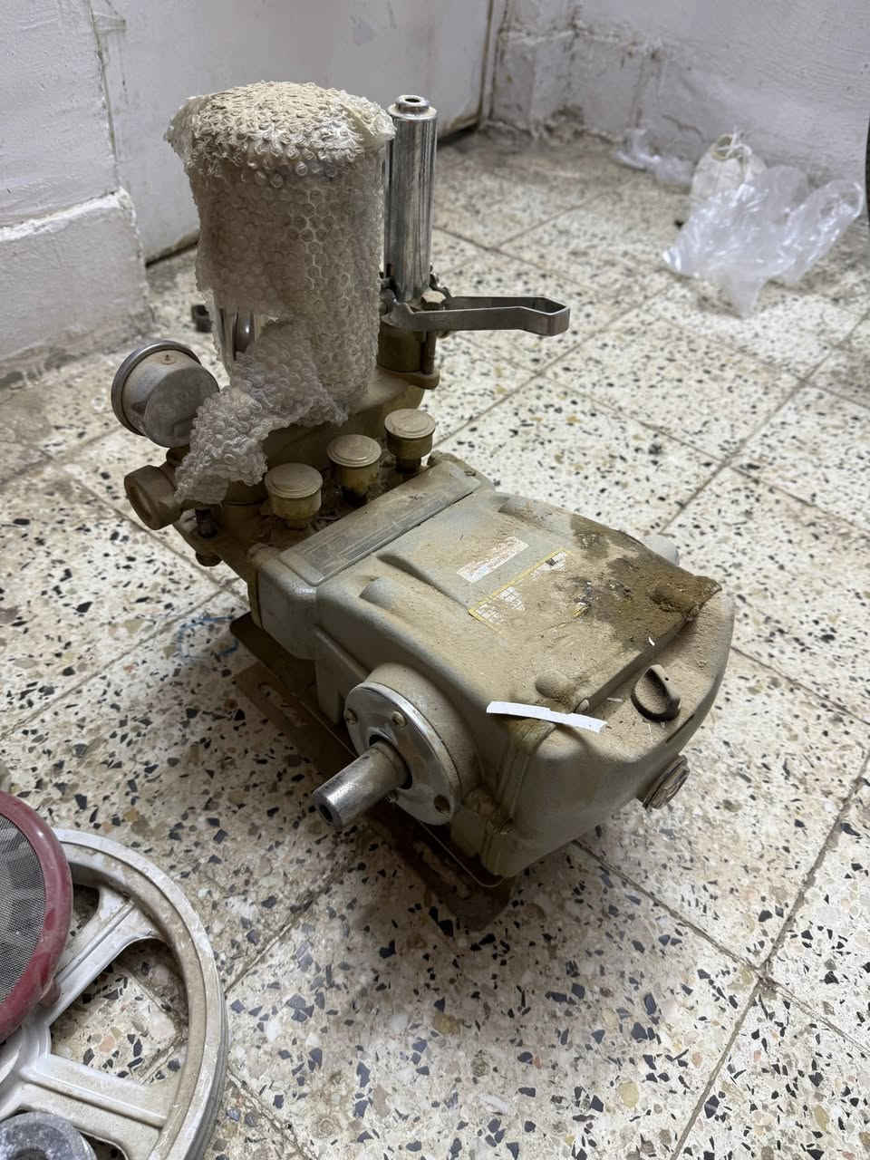 السلام عليكم اخوان عندي هذا الجهاز يمكن مال مضخه او رش ماعرف عنهه كلشي الي تفيده ينطيني سعر وياخذها


**إذا كنت صاحب هذا الإعلان وتريد حذفه لأي سبب، رجاءا أرسل رسالة إلى الدعم الفني**