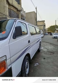 نيسان يورفان ناصيه ٢٠١٠ باسمي سنويه ٢٠٣٠ شمالي دوشمه صدر شاشه باب كهرب...