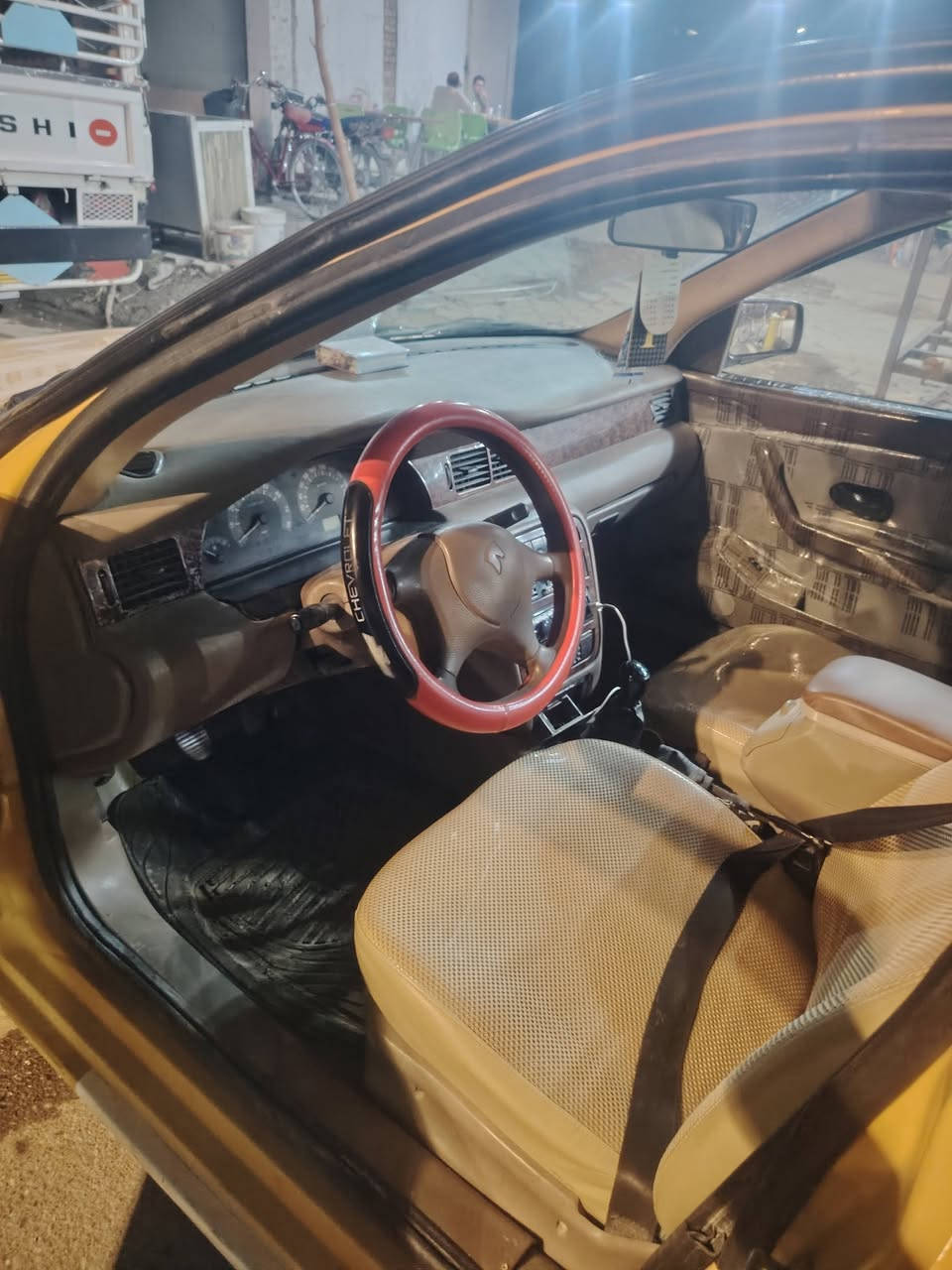 سلام عليكم سمت للبيع موديل 2011ناطقه كير مكينه فرنسي حاويه جديده خير من الله صدر امامي خلفي جديد كله جديد ماسدرت جديده تخبل صبغ عام شرط لا كص ولا تبديل خلاص ضربته البارحه هاي  ورح اسويه سياره جاهز مجهزه كله جديد بيه خلاص بسمي هيئه غرمات مصفر كله كامل مكمل بسمي تحويل ثاني يوم ما اتعبك مكاني ديالى بعقوبه سعر 38وبيه مجال حك الجيه رقم ***********  ابو مصطفى اللهيبي
