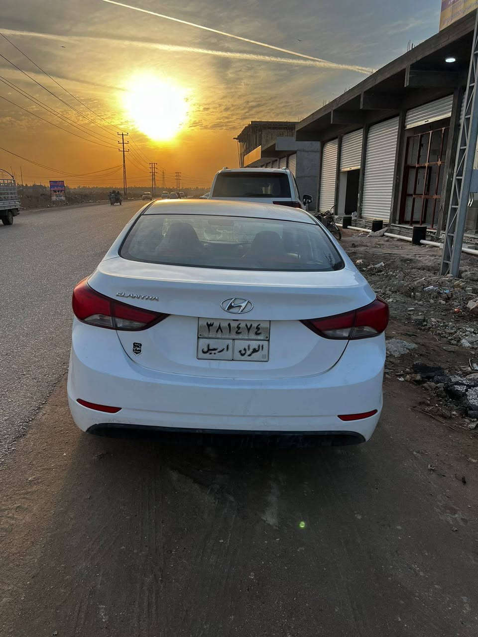 النترا ٢٠١٥ خليجي اربيل
فول مواصفات 
محرك ١٨٠٠ دوش
بيها ربع جاملغ خلفي صبغ 
مكينه كير حداديه جديده 
بأسم كردي وكاله تحويل 
السعر ١١٥
للاتصال ***********
مكان سياره حله شارع ١٠٠
