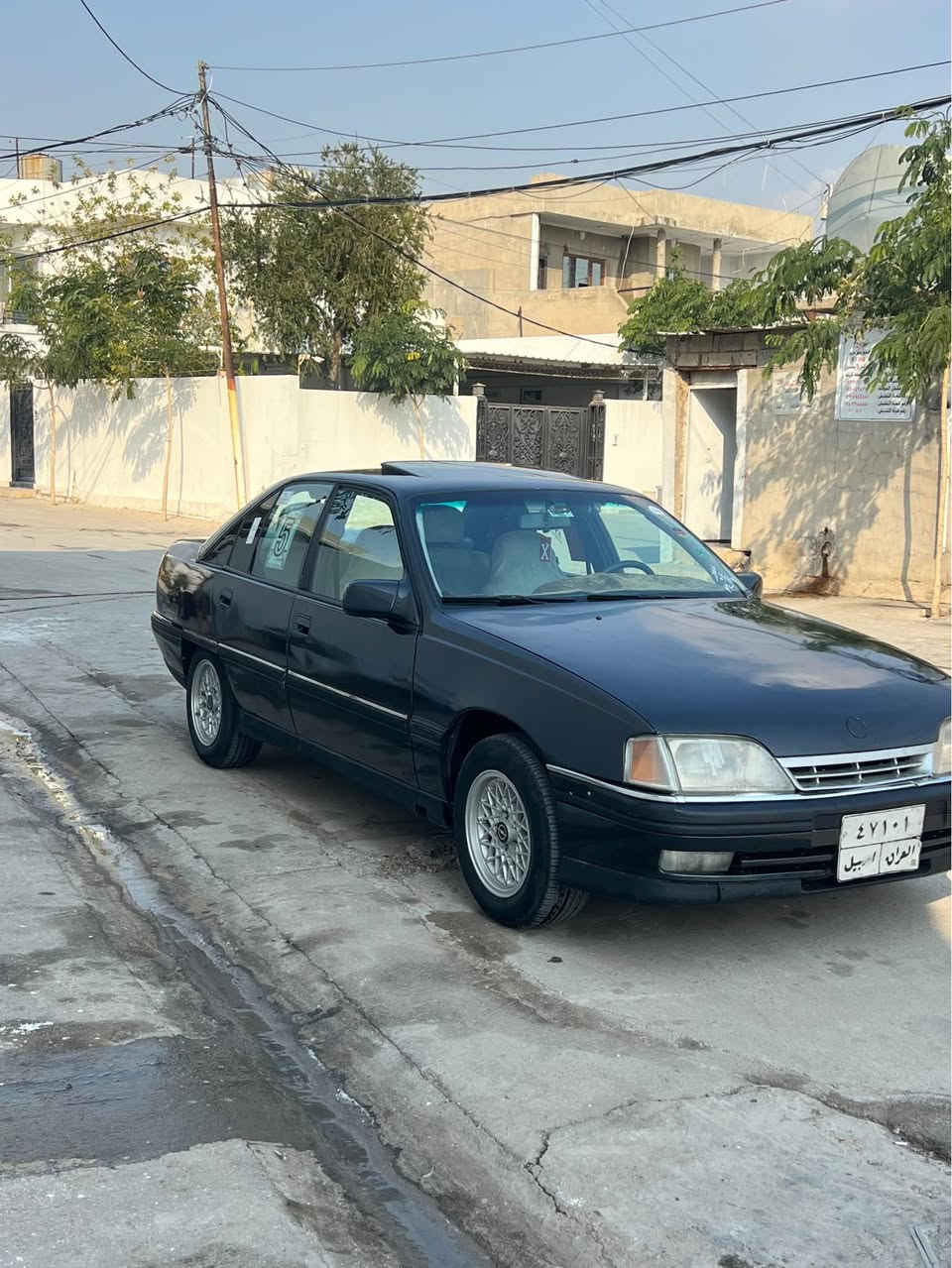 ئؤپل ئؤميگا موديل 1991محرك 20گيرو محرك شرت صدرامامي  خلفي جديد كهربايات كامل شغال اربع تايرات و وياله جديد  سياره بدون ضرر فقت سوبغ عام جمالييه   سنويه منتهي شرتت تحويل بيها كوبون بنزين ؛سعر(43)بيها مجال بسيت 
***********مكاني كركووك كركوك, العراق
