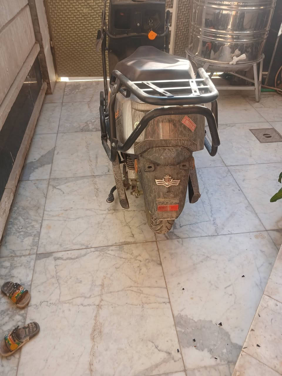 السلام عليكم دراجه شحن للبيع دراجه نظيفه بدون ضرر كفرات نضاف حديدها جديد نظيف الدراجه بشهر الرابع اخذتها استخدامها كلش قليل 6 بطاريه شرط الفحص اطار عريض 
سعرها 600 وبيها مجال
***********
حي المعلمين بعقوبه
