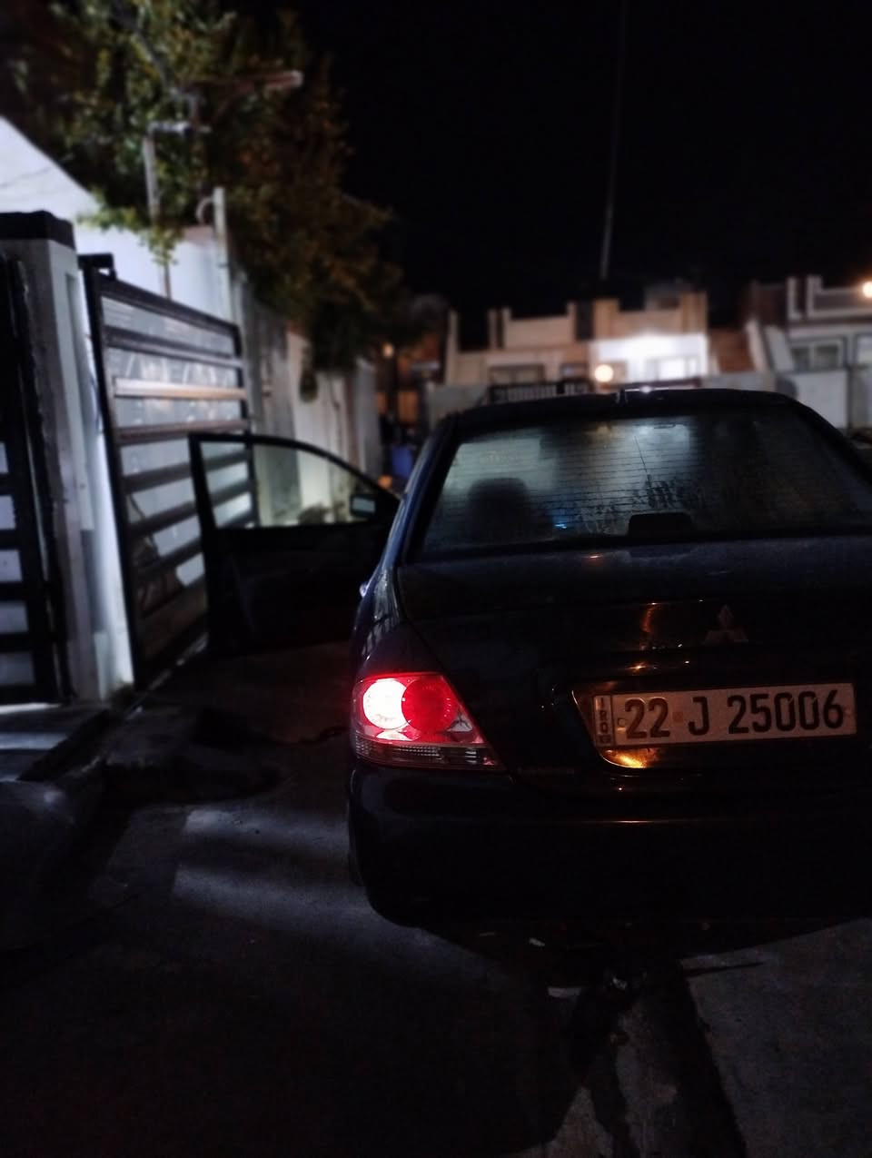 لانسرموليد 2010محرك كبيرقرش كير اوتوماتيك جوم كهرباء كير محرك شرط بيهه جاملوغ خلفي وياباب خلف الساق ويا بونيت مصبوخ بدون معجون ليغرض بدون ضرب جرد بسمي موجود بطاقات بانزين سنوي لي حد 27شهر 6سعر78ورقه بيهه مجال هاذه رقم موبيل*********** عنوان كركوك
