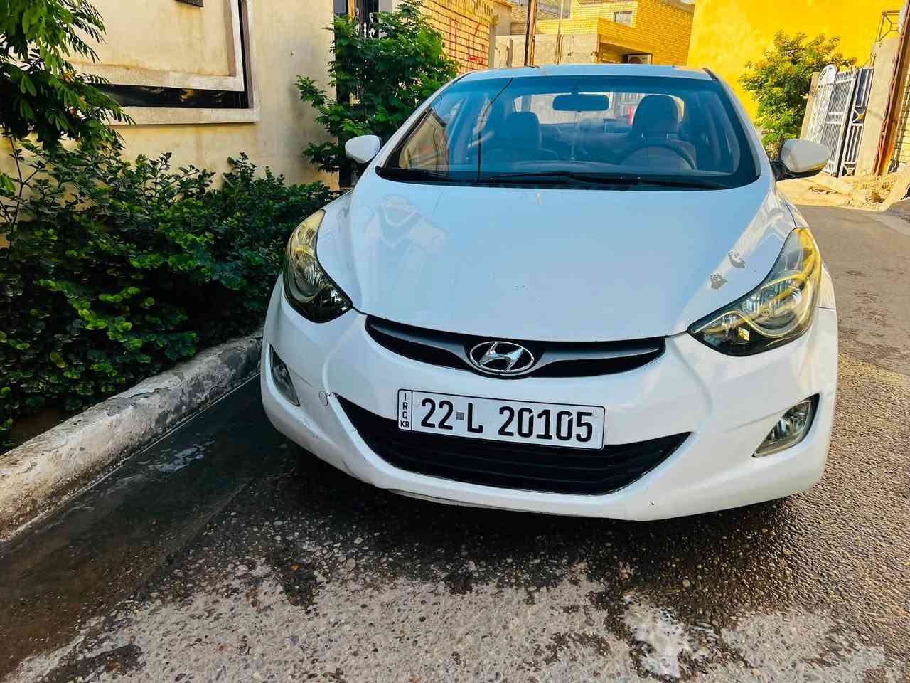السلام عليكم النترا خليجي موديل ٢٠١٣ بدون صبغ فقط شبر بارد بلبنيد وشبر بارد باب الخلفي… فتحه.. بصمه تحوير ..تشغيل عن بعد .. تخم تاير جديد.. تبريد جديد.. رقم اربيل بأسمي شرط التحويل.. شويه جراد بلبنيد وشويه بلصندوك 
السعر ٩٧$ 
***********
