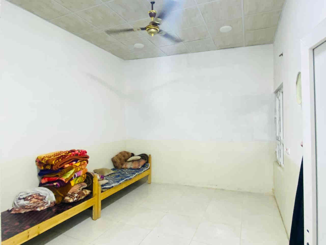 بيت للبيع جلولاء حي الشرطه بيت زراعي مساحه 180م  اومراسله الصفحه لسعر خاص 
***********
