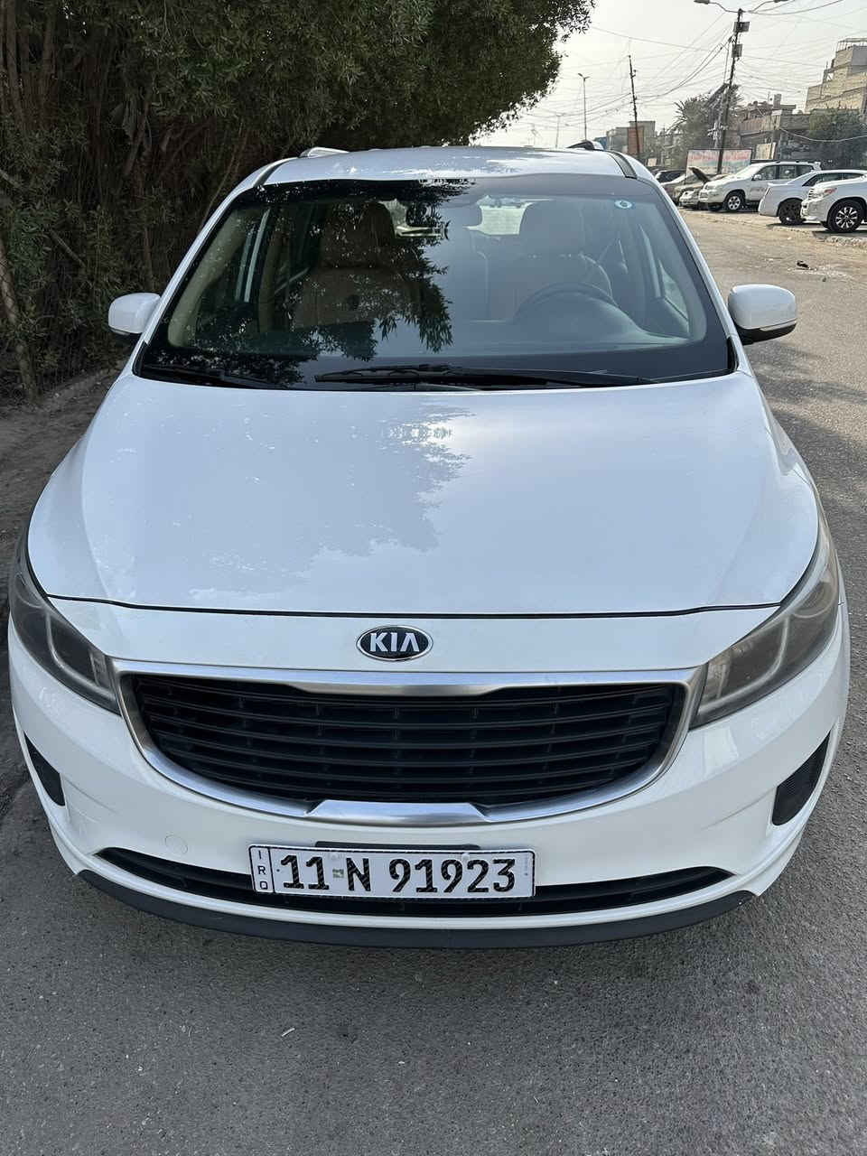 سلام عليكم كيه كارنفال موديل ٢٠١٨ ماشيه ٨٧سيارة باسمي سيارة مكفوله لا صبغ ولا تبديل ولا بارد حته الدعاميات مكفوله سيارة جديده تخم تاير حدايده كلها جديده سيارة ما بيها أي نقص  سيارة وكاله خليجي مكاني مدينه الصدر السعر ٢٠٥ بيها مجال بسيط رقم الموبايل ***********
