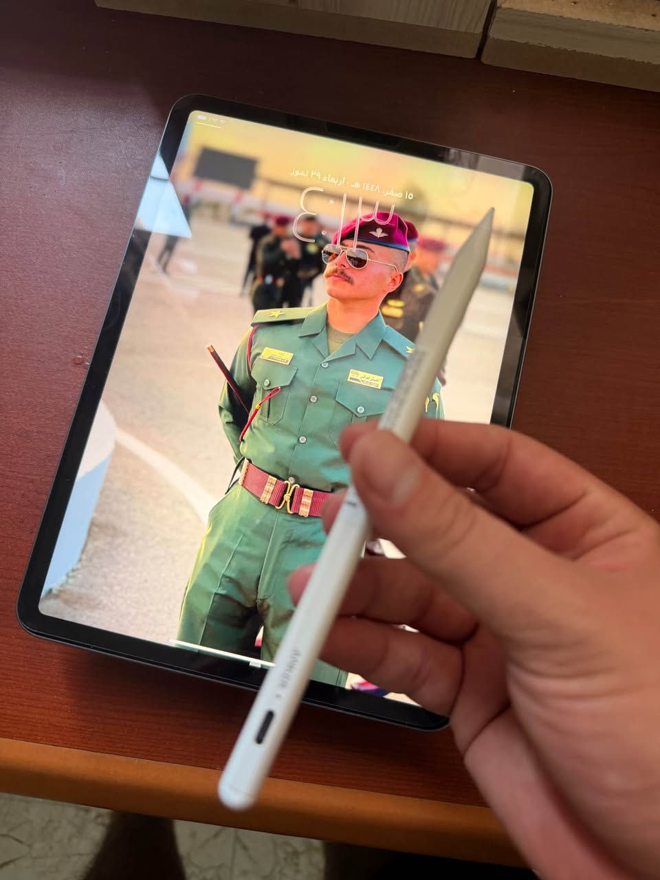 ايباد برو m1 ذاكرة ١٢٨ بطاريته شحنها كلش زين بدون ماعرف نسبتها بس ع الاستخدام الايباد مكفول وملحقاته حافظه فقط
ويا قلم اصلي انكر للبيع مشتري ب ٧٥ السعر ٦٢٠ وبي مجال بغداد حي جهاد واتساب *********** بغداد, العراق
