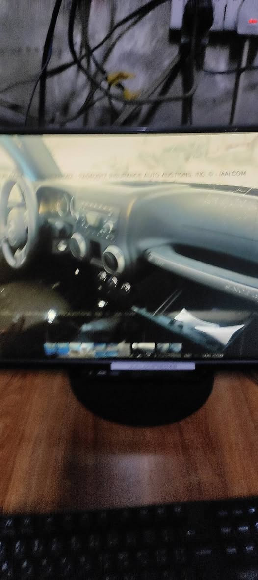 جيب لانكلر مديل 16 بدون ارباك 
تزويد صحاري كت كامل 
ماشيه 80 الف  كيلو فقط
كير عادي محرك  3600
*********** بغداد, العراق
