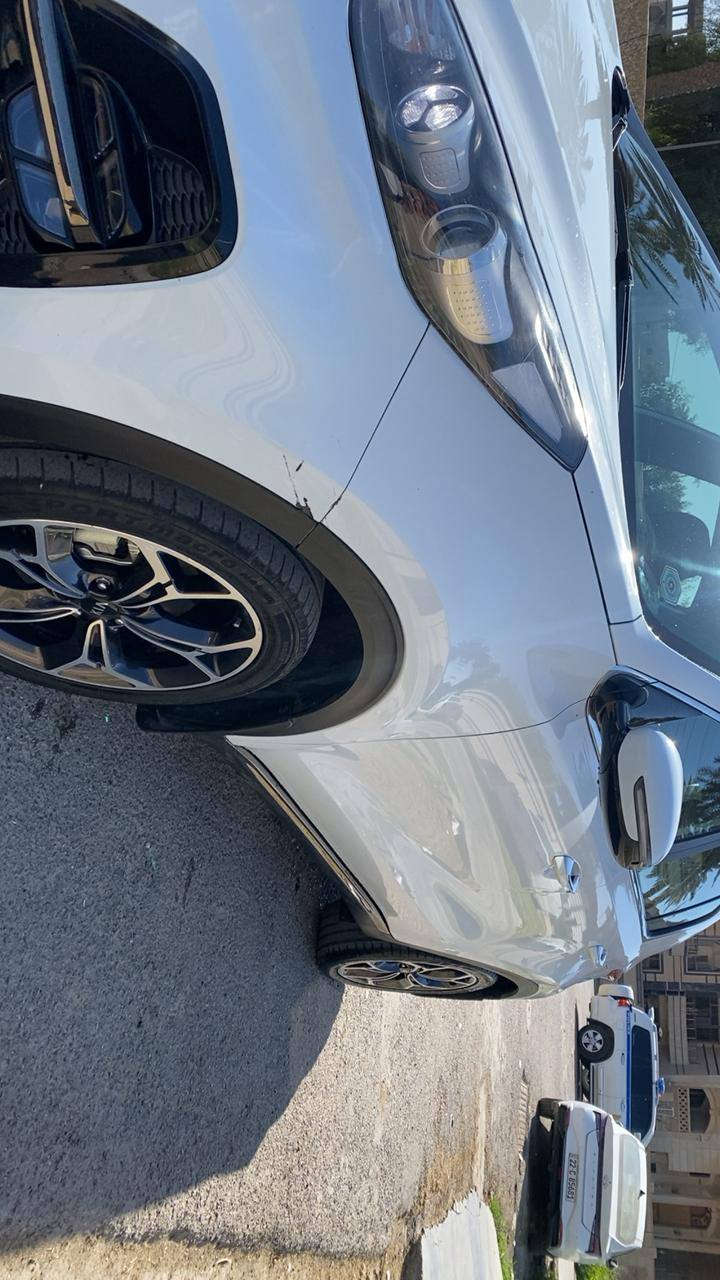 السلام عليكم..
كيا سبورتج خليجي موديل 2020  جي تي لاين  أعلى مواصفات السياره بدون صبغ ولا بارد ولا تبديل  ماشيه 106 Km  حقيقي لا مرجه ولا شي مكان السيارة بغداد الحارثية الاتصال  ***********  السعر  21200$
