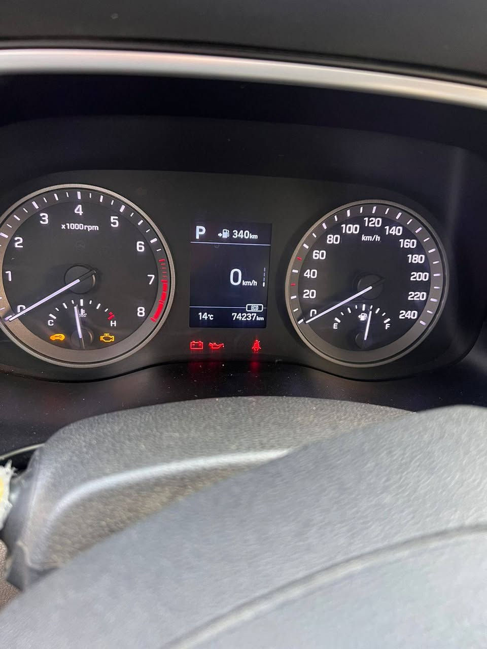 السلام عليكم للبيع او مراوس       توسان مديل ٢٠٢٠ كفاله   عده باردين كد شبر رقم بغداد الجديد بأسمي ماشيه ٧٤ حقيقي محرك 2000  خليجي اصل سايد بريك قدم شركت الكاصد شرط السونر
المواصفات فول 1/1 البنراما 
وشراي بي خير ويدلال ***********
