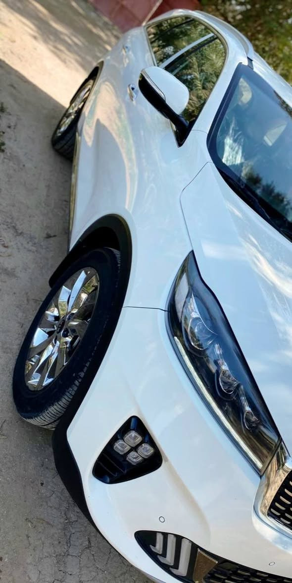 السلام عليكم
كيا سورنتو 2020 خليجي  

فول مواصفات

مكفوله كفالة عامة من جميع النواحي 

 السياره جديده بمعنى الكلمه 

6 سلندر 3.5

7 راكب 

3 قطع تبريد 

بصمة 

بصمة ابواب 

جنطة كهربائية 

جنطة ذكية 

كشنات جلد

كشنات كهرباء

نقطة عمياء 

تحديد مسار 

مانع نزلاق 

5 انظمة قيادة 

دفع رباعي 

اوتو هولد 

نظام ترحيب 

4 جامة اوتو 

حساسات امامي و خلفي 

اشاير بل مري 

تحكم استرن 

6 رقم بغداد 

7 ماشيه 70حقيقي
 
سيارة بعد بيهة هواي مواصفات 

🟩 السعر المطلوب 263 وبيه مجال 

رقم الهاتف***********

موقع السياره النجف
