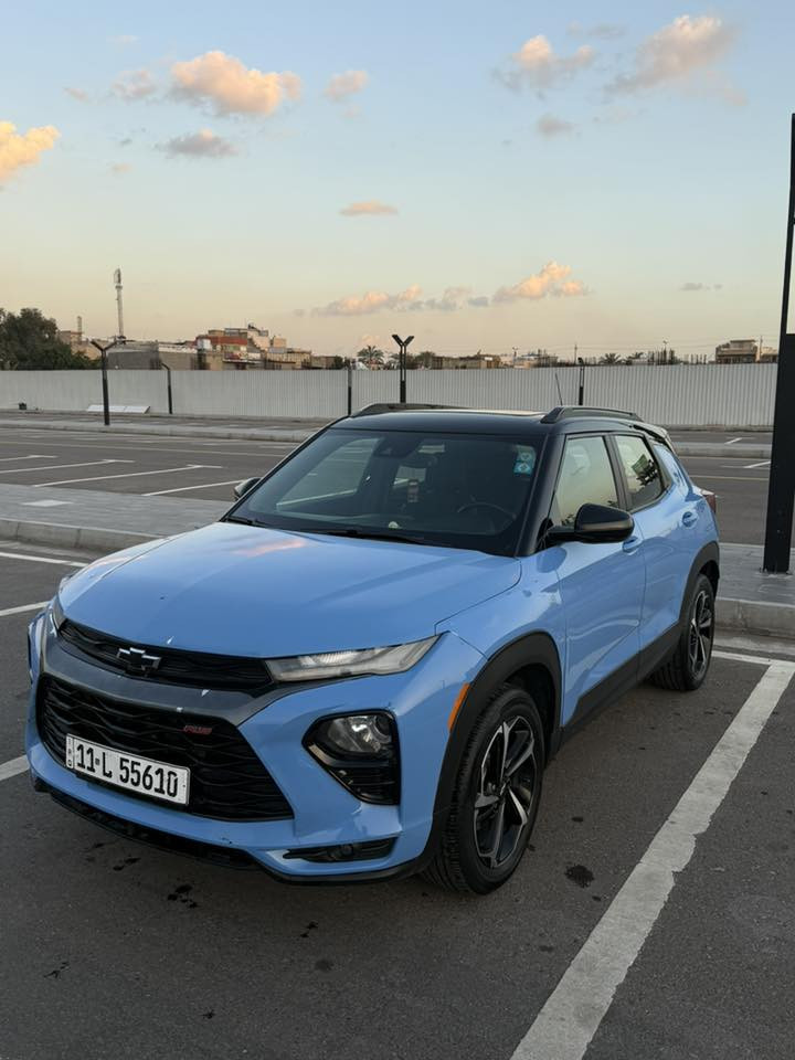 تريل بلايزر 2023 فول مواصفات RS
حادثه بنيد مصبوغ فقط وبيها بارد مكانين

بنراما ، حساسات ، شاشة جبيرة ، جنطه كهرباء ، تدفئه ستيرن وكشنات ، غرفه RS 

ماشية 33 الف فقط

السعر 118 ورقه قفل🔥🔥

مكاني بغداد حي البنوك 
***********
