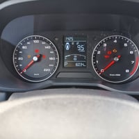 سياره للبيع نوع MG 5 موديل 2025  ماشيه 16 km سياره كير محرك تبريد تدفى...