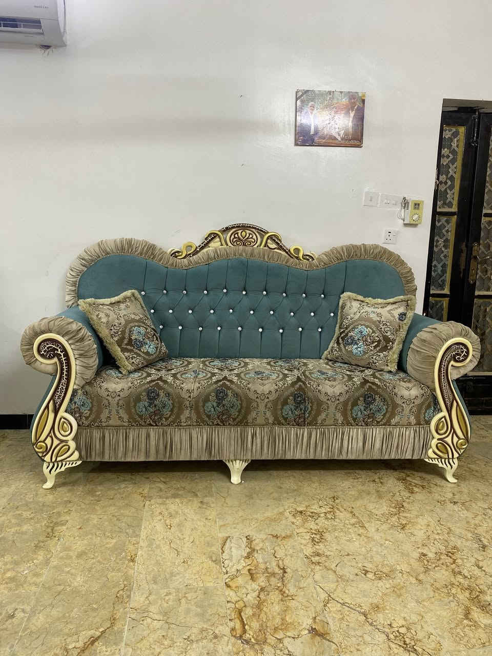تخم 10 مقاعد نضيف مابي ضرر اريده ب600 وبي مجال بسيط


**إذا كنت صاحب هذا الإعلان وتريد حذفه لأي سبب، رجاءا أرسل رسالة إلى الدعم الفني**