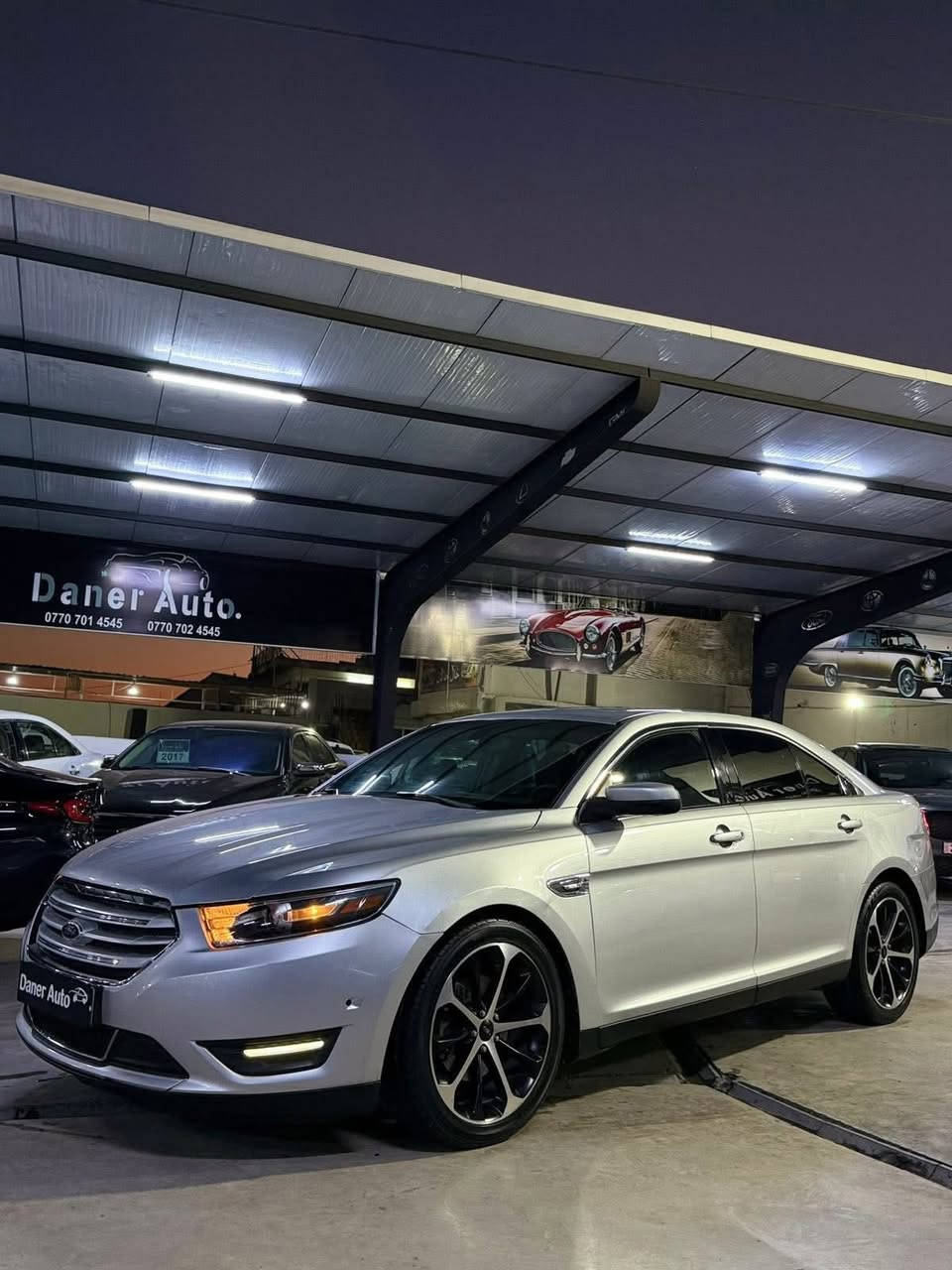 السلام عليكم
فورد تورس 2015

للبيع او مراوس مع F-150
مواصفات SEL 
شاشه جبيره بصمه تشغيل عن بعد كامره خلفيه كشنات كهرباء 
دوسات بريك وبانزين كهرباء
 
امريكي حادث جاملغ وباب

6 سلندر 3.5

ماشيه 133 مايل

محرك جديد بالشرط 

تبريد تدفئه كله شرط

بدون نقص برغي مال جناي

وبالعافيه ع الياخذها

***********
