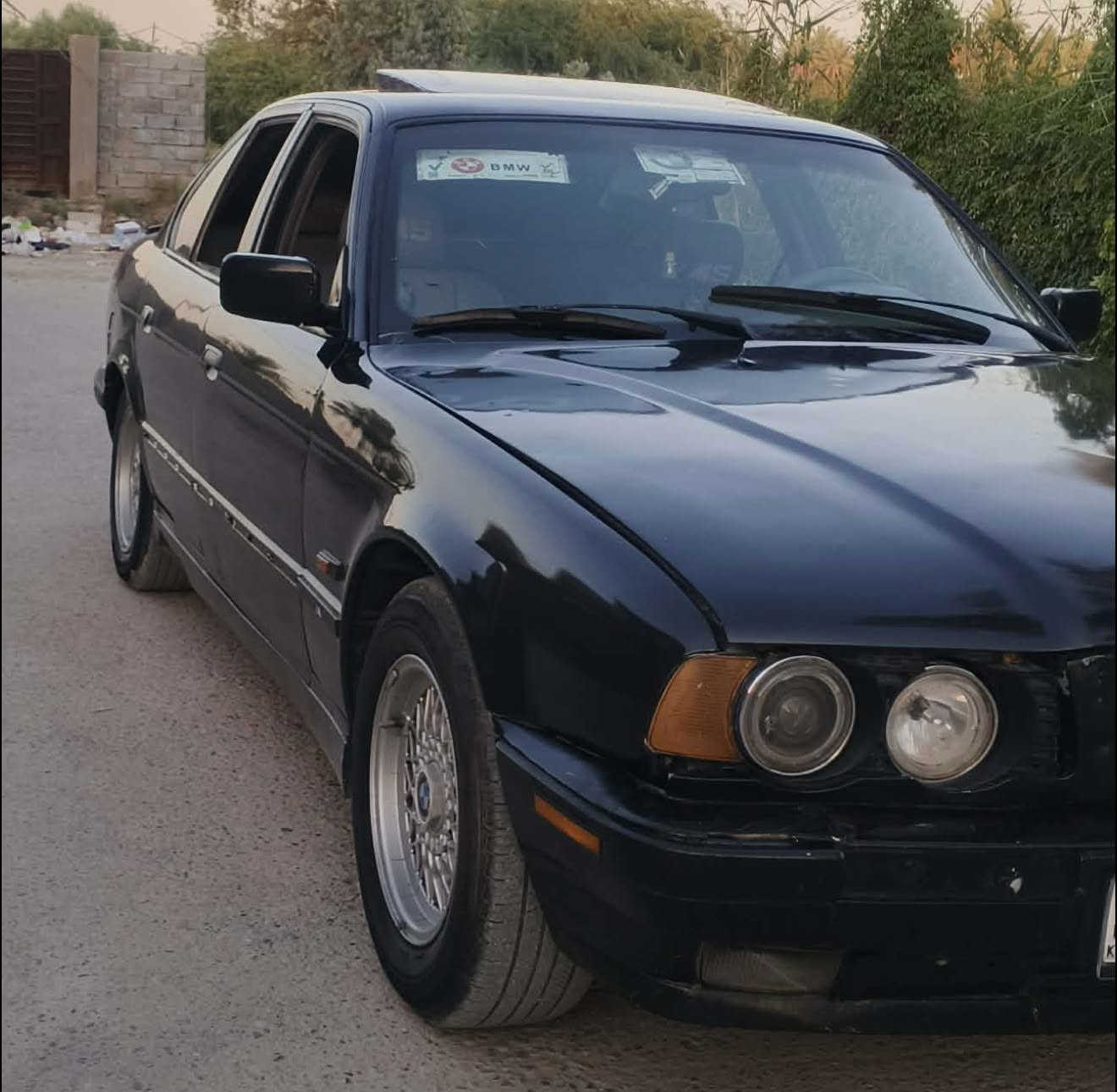 للبيع BMW موديل 1993 رقم اربيل لوجه جديدة  السياره أجمل من الصوره سنويه ناففذه شرط التحويل كهربائيات شغاله كير مكينه اكسل خير من الله حداديه زينه بيه طخه بل بخشم البنيد  ماواصله داخل سياره كاعده حلوه غرفة مخمل فتحه سقف شغاله
بيها هواي تفاصيل  تعال وأحنه بلخدمه 65وبيها مجال


**إذا كنت صاحب هذا الإعلان وتريد حذفه لأي سبب، رجاءا أرسل رسالة إلى الدعم الفني**
