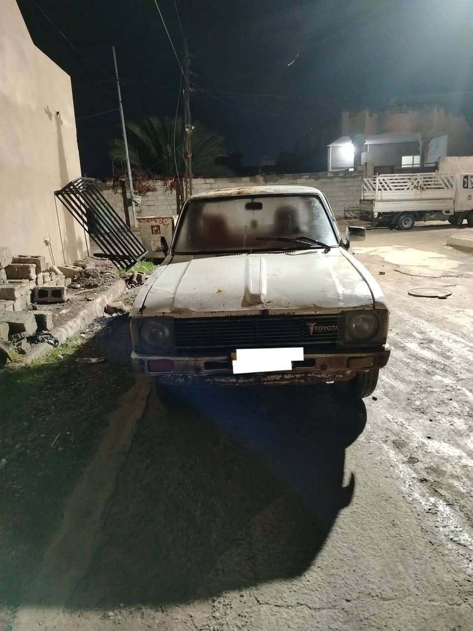 سلام عليكم سياره للبيع 80 رقم كركوك صدامي الاستفسار علا رقم ***********
