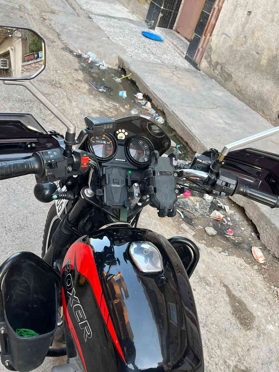 يا الله بسم الله 

بوكسر موديل 21  مرقم بغداد تحول ثانيوم 
نضافه كبال عينك. لا تنقيص لاتبخير ادامه عليه كامله 
المو شراي لايتصل ويتعب روحه 
السعر $👇⭕️
***********
