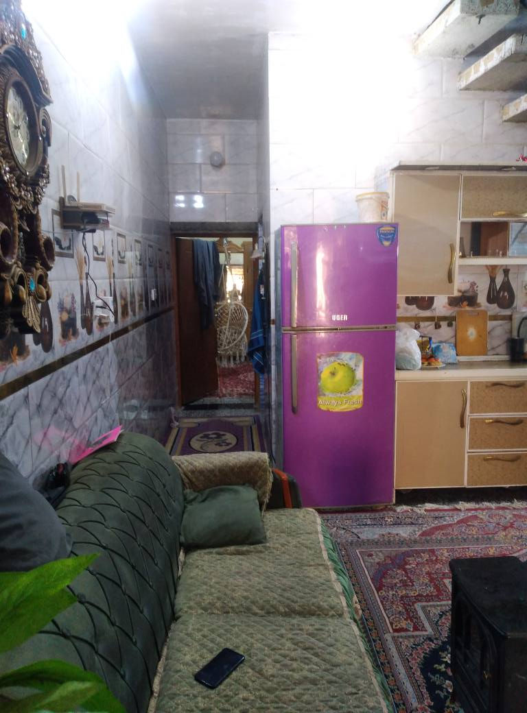 السلام عليكم بيت طابو زراعي سند 25 الزعفرانيه دور الشرطه الزراعي قرب مولده المصري طابق ونص بيت جديد ارضيه كاشي جدران سيراميك 
المساحه 100 متر واجهه 5 متر نزال 20 
للستفسار الأتصال على رقم  ***********
متوفر واتساب بغداد, العراق
