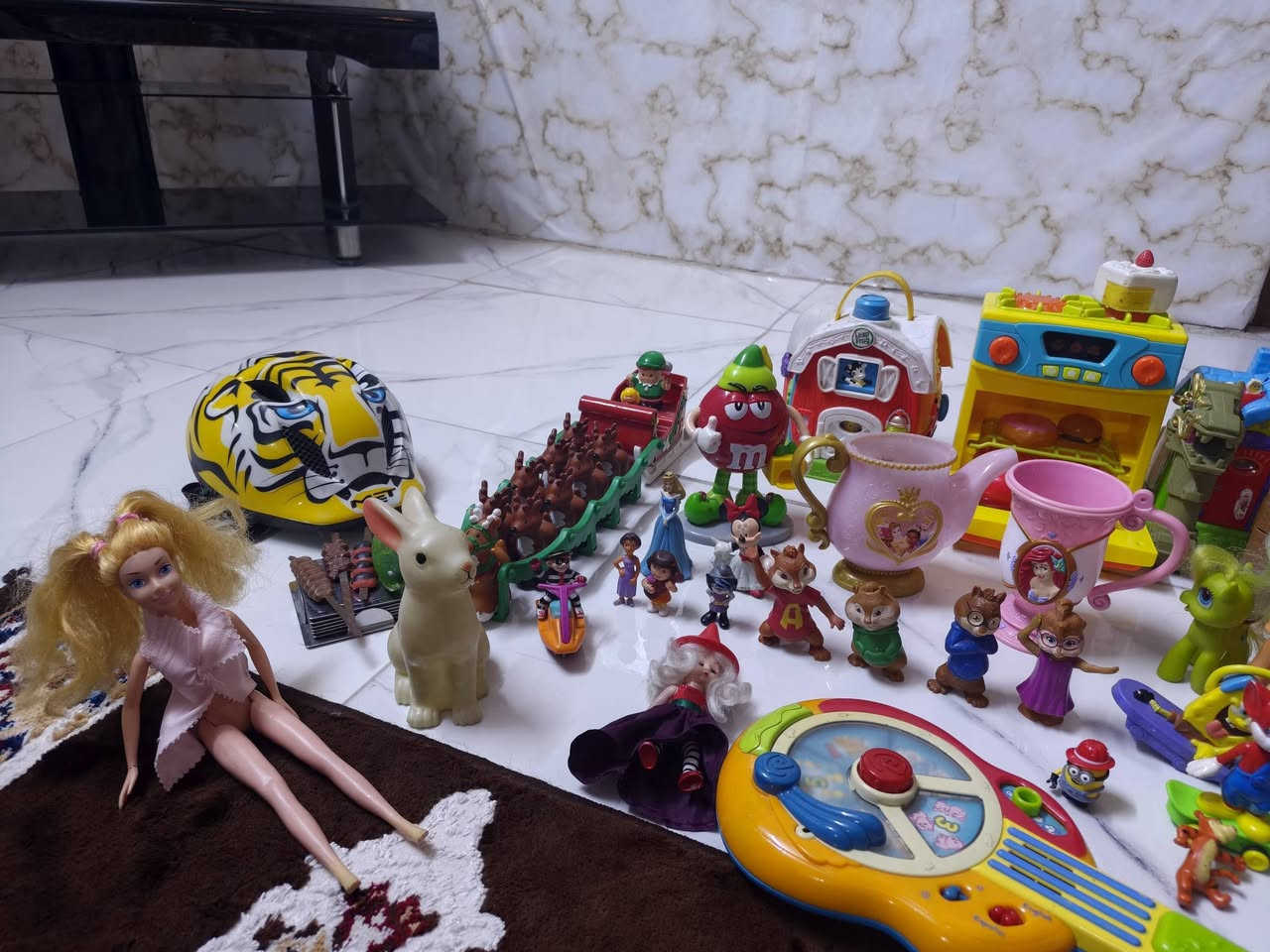 العاب اطفال للبيع 
كل لعبة وسعرها اذا تريدهم كلهم اوجبك بيهم ، يفيدن اهل البالة

الموقع : موصل / الجانب الايسر
للتواصل واتساب: ***********
