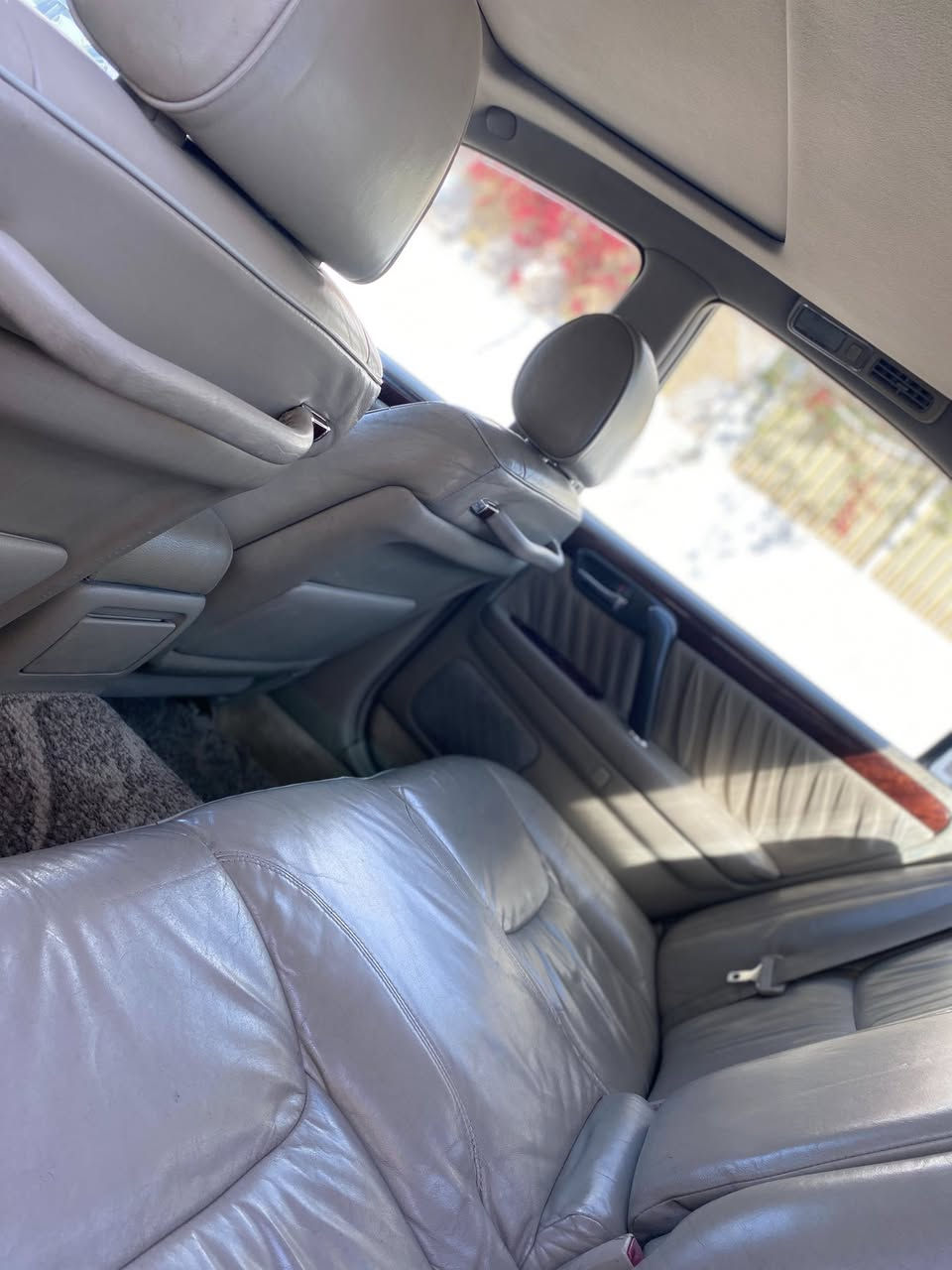 تيوتا كراون ( ملكه ) موديل ٢٠٠٠
كفاله عامه مداور ثاني يوم بإي مكان 
  ديفور الكبير  ( كير ومحرك حاويه جديد) 
السياره فول  على اخر شي اربع دكم 
فتحه 
كشنات كهرباء جلد 
تحكم ستيرن 
كامرات وحساسات 
السياره مكفوله شرط الفحص
للتواصل عل خاص 
مكاني النجف 
بيع او🔺🔺 مراوس


**إذا كنت صاحب هذا الإعلان وتريد حذفه لأي سبب، رجاءا أرسل رسالة إلى الدعم الفني**