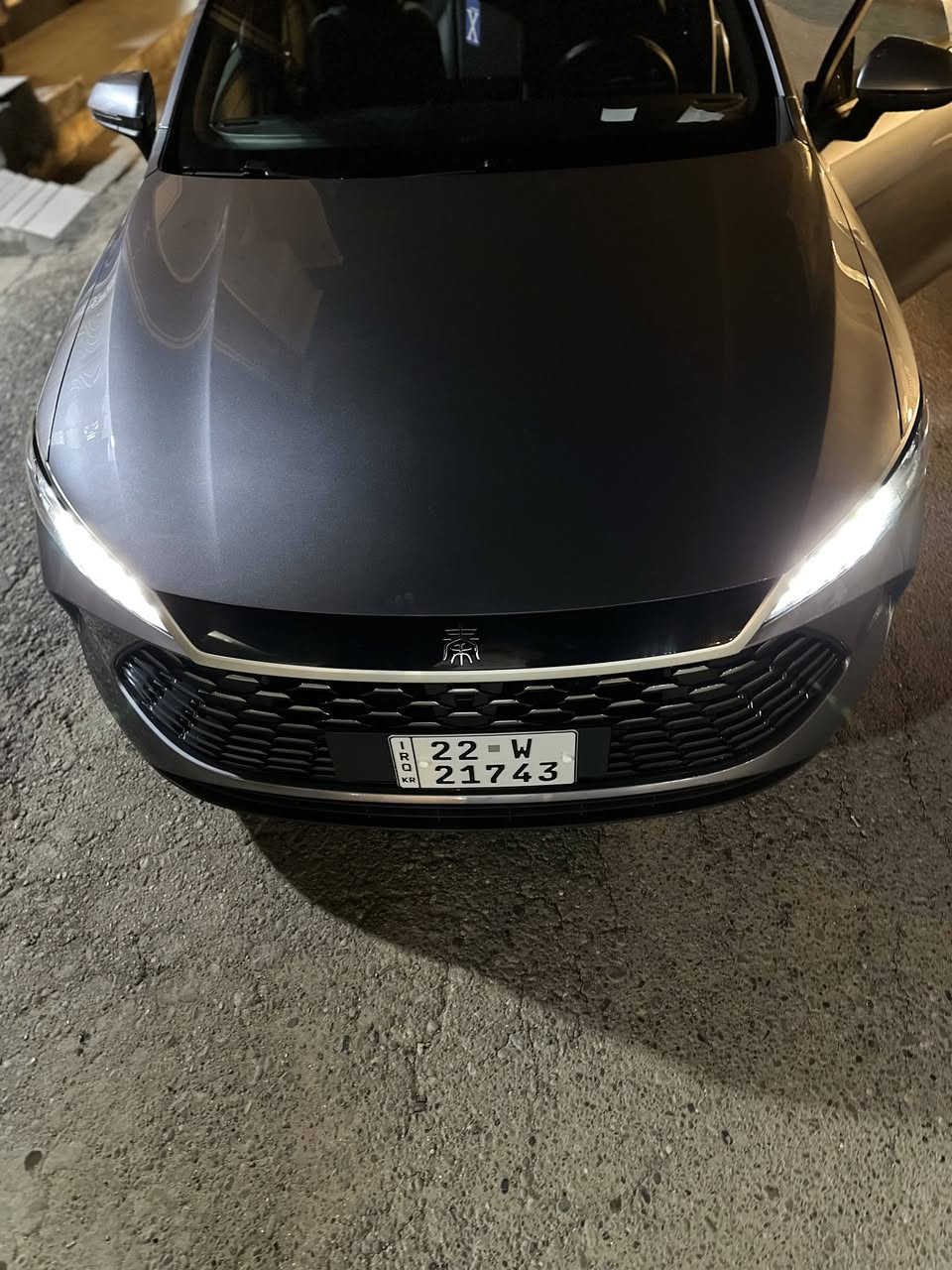 سلام عليكم
سلام عليكم
BYD جن بلاص

موديل 2025
ماشية 11٫182
داخل زيتوني
تمشيك بتفويله 2100 كيلو متر 
خزان الوقود : 65 التر 
سعه المحرك : 1500 
انضمه قياده 
ايرباك عدد : 8 
سمعات عدد : 6 
حساسات خلفيه 
عينه دجتل 
شاشه كبير حجم : 8 انج 
نضام كهربائي و نضام محرك + هايبرد اقتصادي 

مرقمه اربيل بأسمي 
السعر 19 مليون
المكان بغداد الدورة
***********
