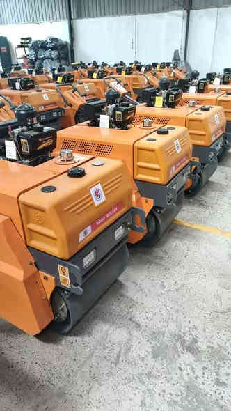 تم وصول حادلة واحد طن هزاز ٦٠٠ كيلو موديل ٢٠٢٥ كاز سلف وهندر فول موصفات هزاز كهرباء بسعر تنافسي ١٧ ورقة موقع  الشركة باب الشيخ للتواصل *********** ابو روان
